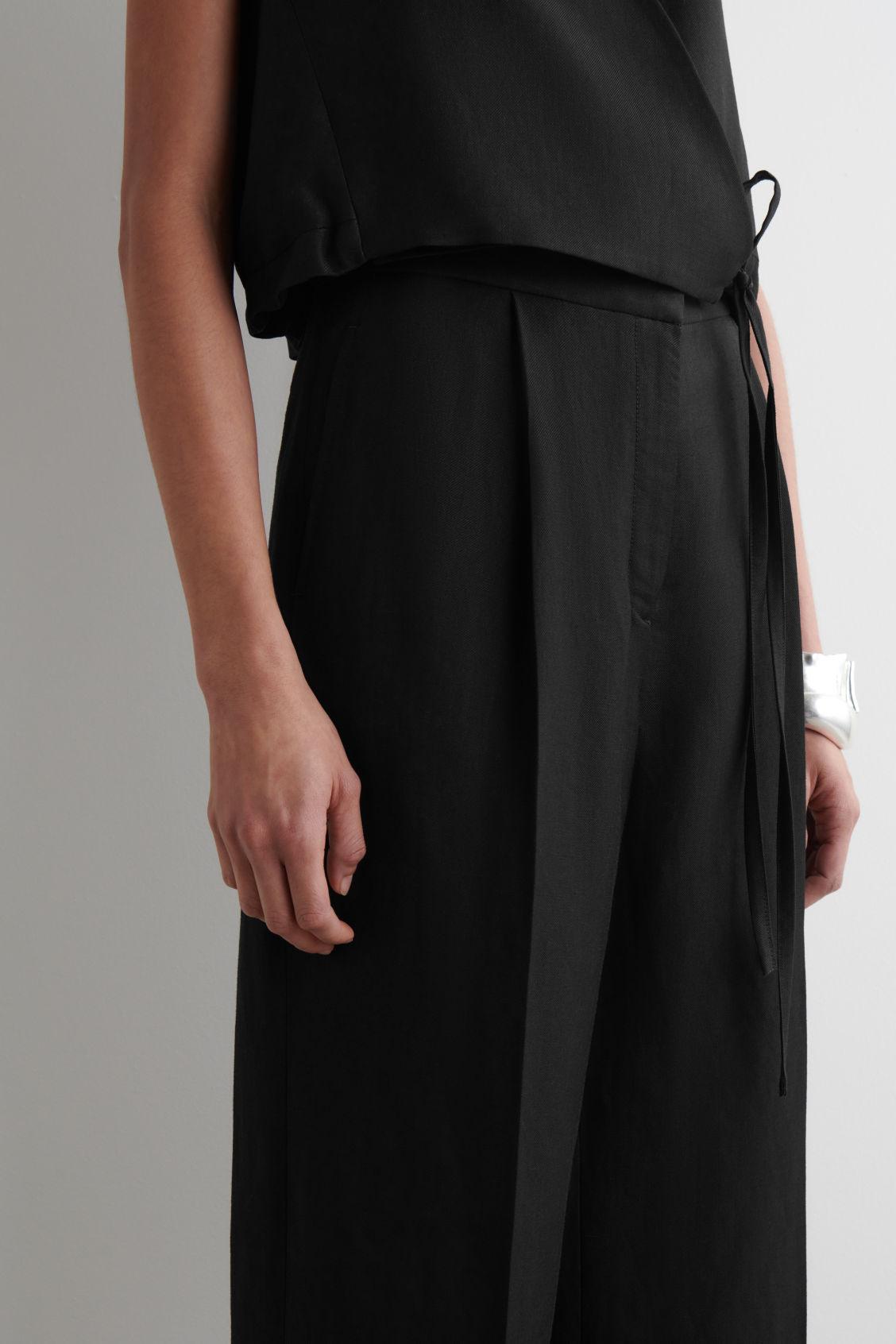 LINEN-BLEND CROPPED STRAIGHT-LEG TROUSERS Product Image