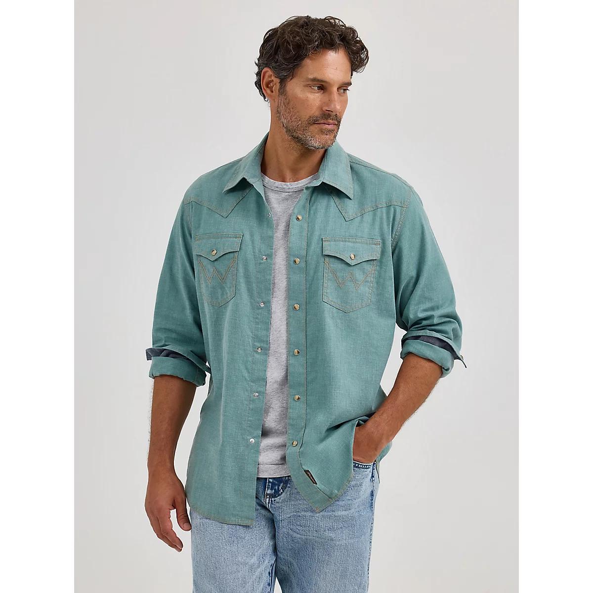 Men's Wrangler Retro Premium Western Snap Solid Shirt in Robins Egg Product Image