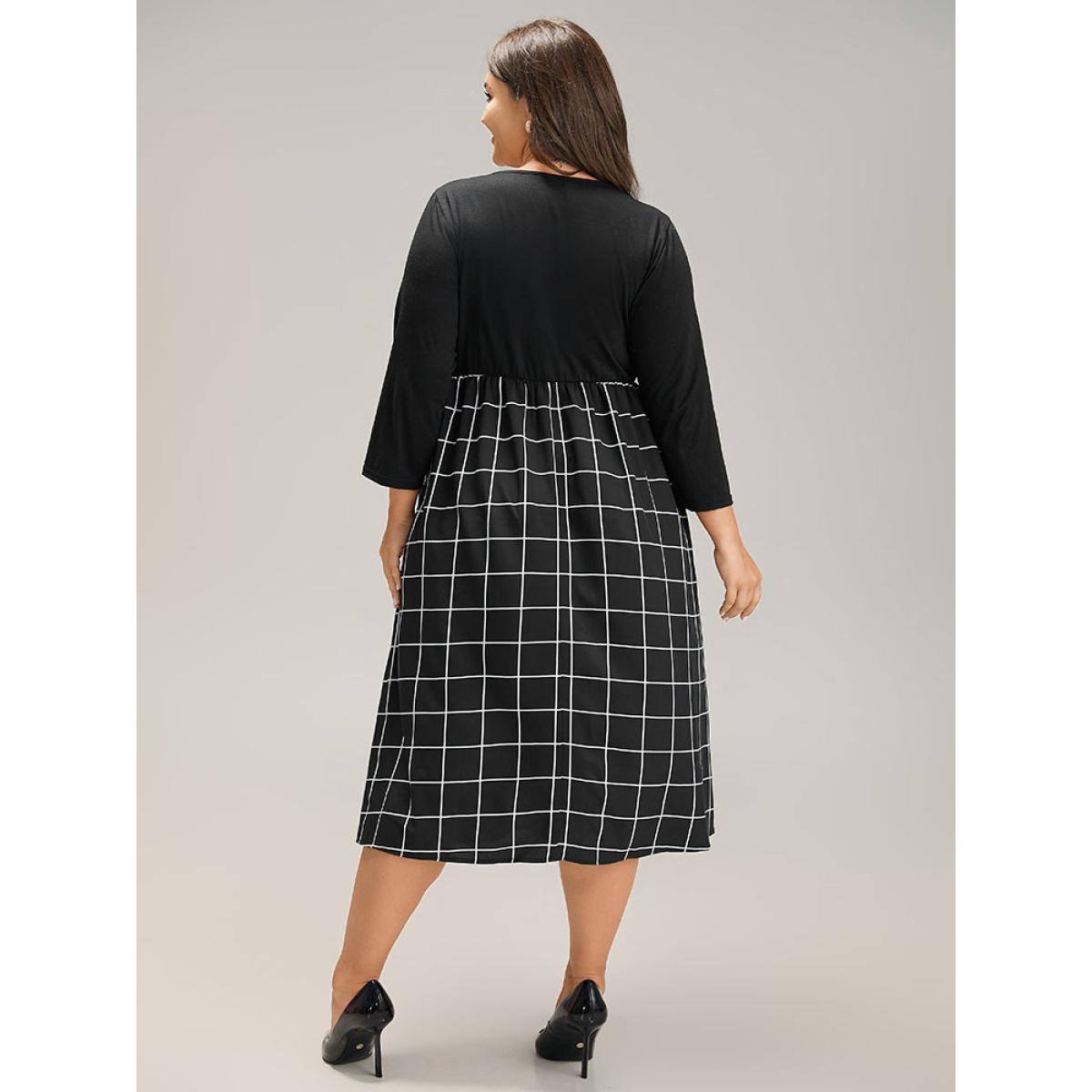 Plus Size Plaid Patchwork Pocket Elastic Waist Dress Black Women Casual Printed V-neck Elbow-length sleeve Curvy Midi Dress BloomChic 12/L Product Image