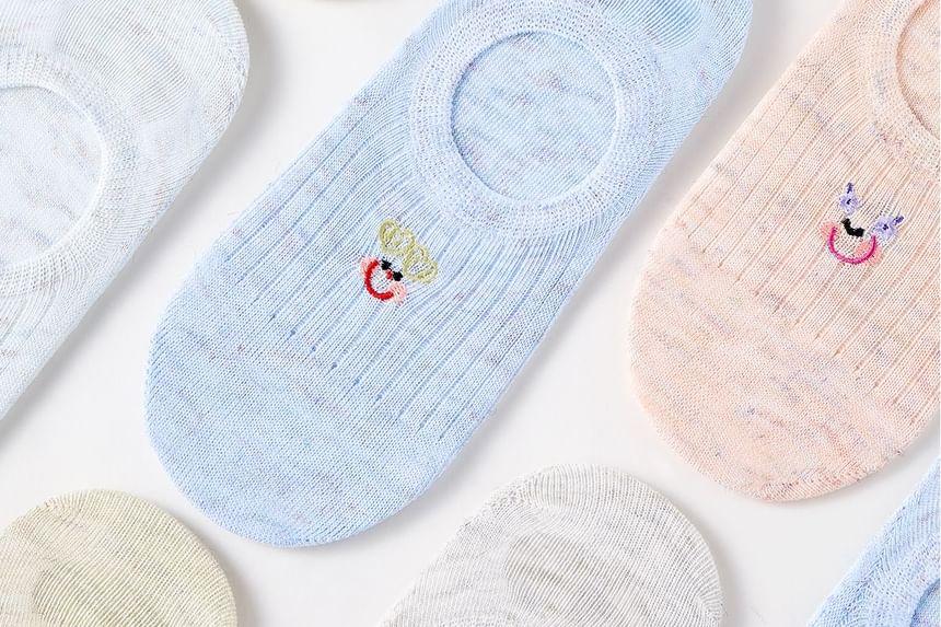 Embroidered No Show Socks Set Product Image