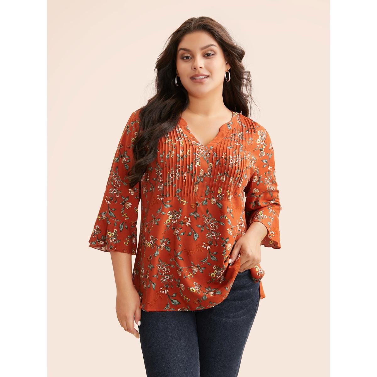 Plus Size OrangeRed Ditsy Floral Pleated Flutter Sleeve Blouse Women Elegant Elbow-length sleeve Flat collar with V-notch Everyday Blouses BloomChic 30/6X Product Image