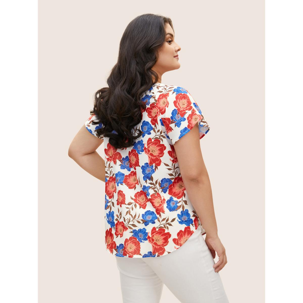 Plus Size Multicolor Floral Notched Collar Pleated Raglan Sleeve Blouse Women Elegant Short sleeve Notched collar Everyday Blouses BloomChic 14-16/1X Product Image