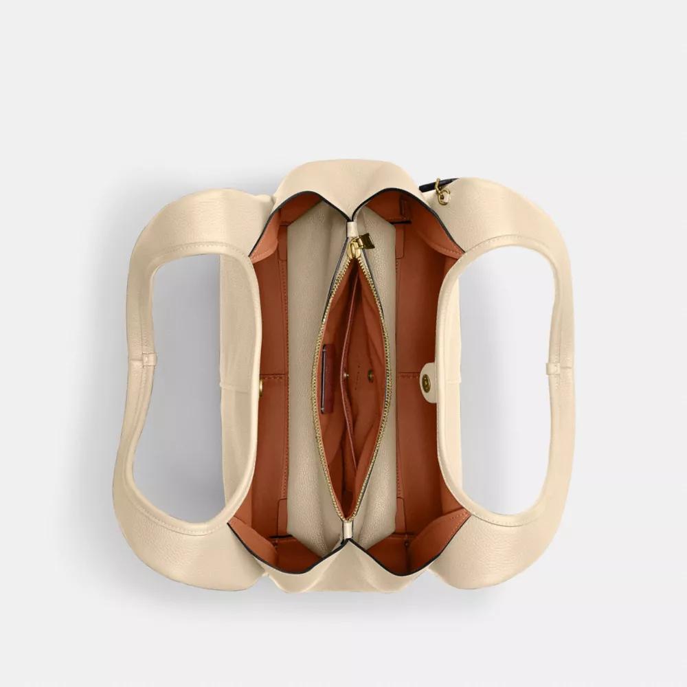 Lana Shoulder Bag Product Image