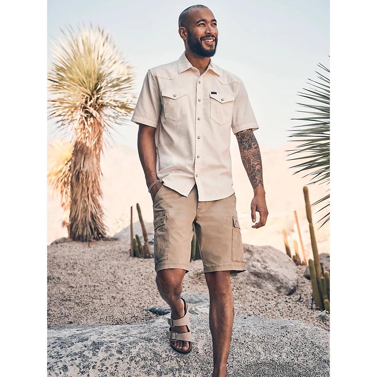 Men's Stretch Ripstop Cargo Short in Caviar Product Image