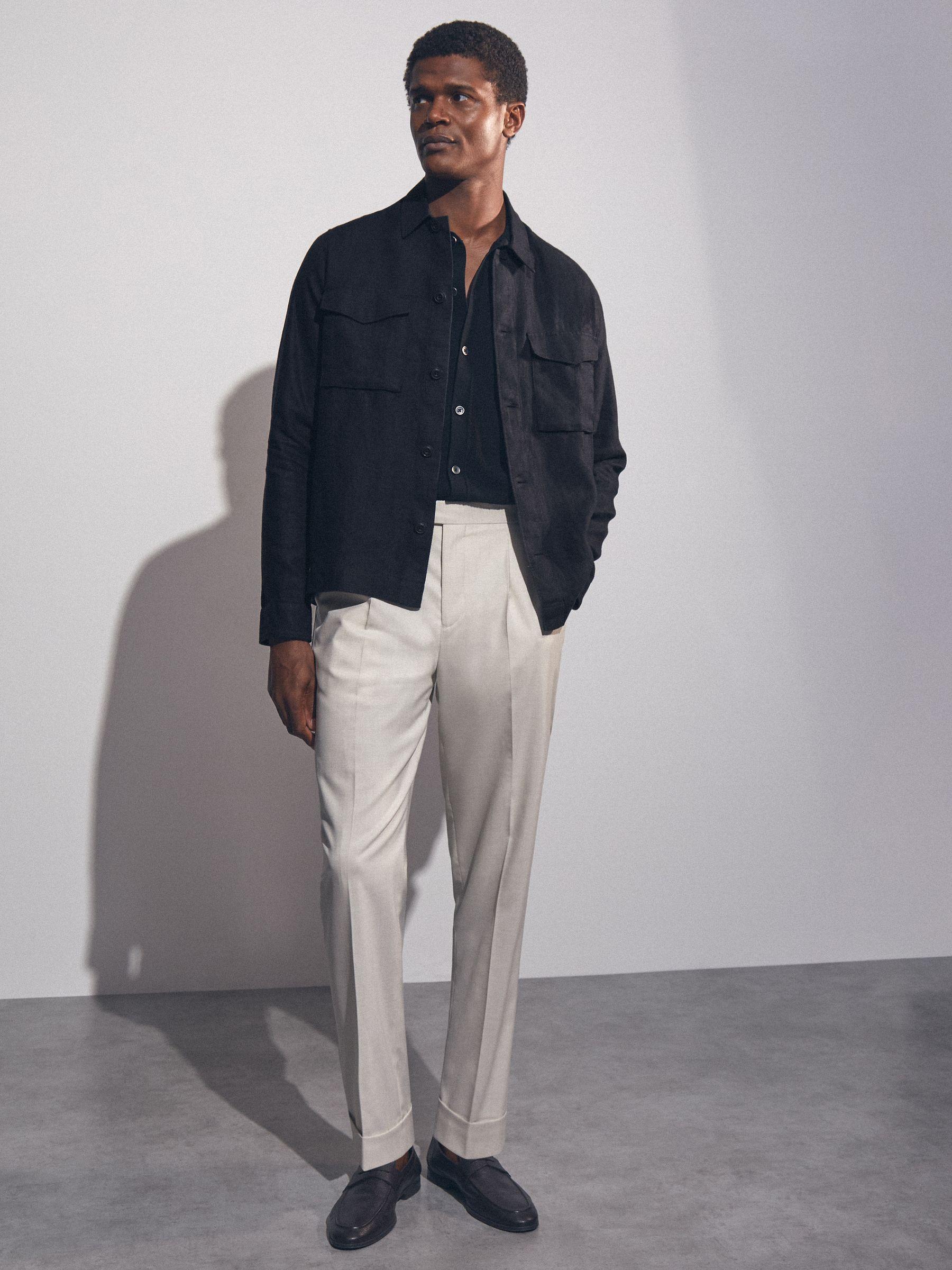 Linen Twin-Pocket Overshirt in Navy Product Image