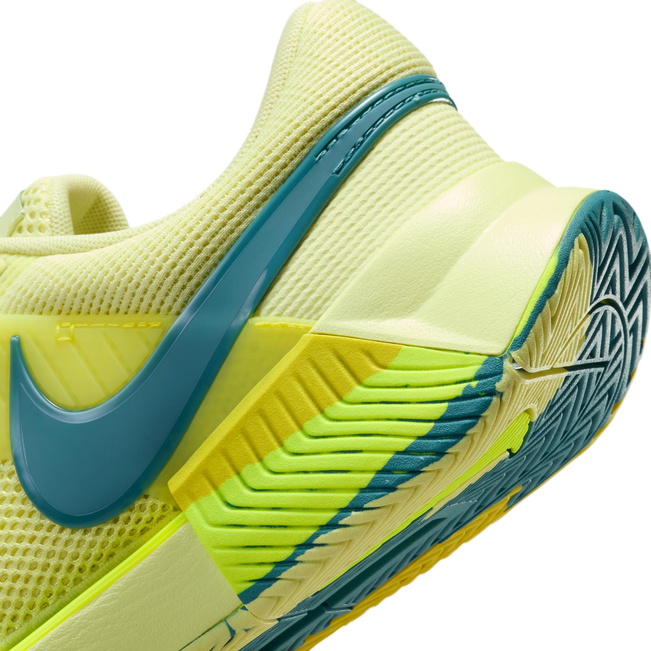 Nike GP Challenge 1 Premium Women's Hard Court Tennis Shoes Product Image