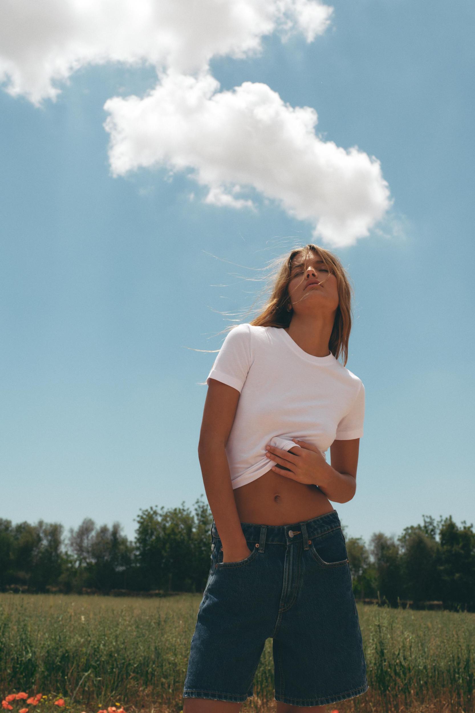 TRF MID-RISE DENIM SHORTS Product Image