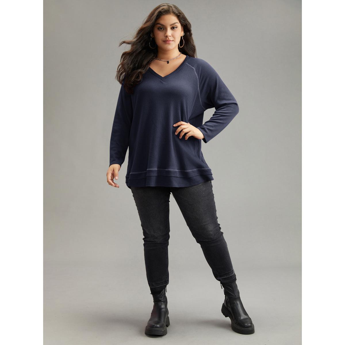 Plus Size Plain Textured Stitch Raglan Sleeve Sweatshirt Women DarkBlue Casual Plain V-neck Everyday Sweatshirts BloomChic 12/L Product Image