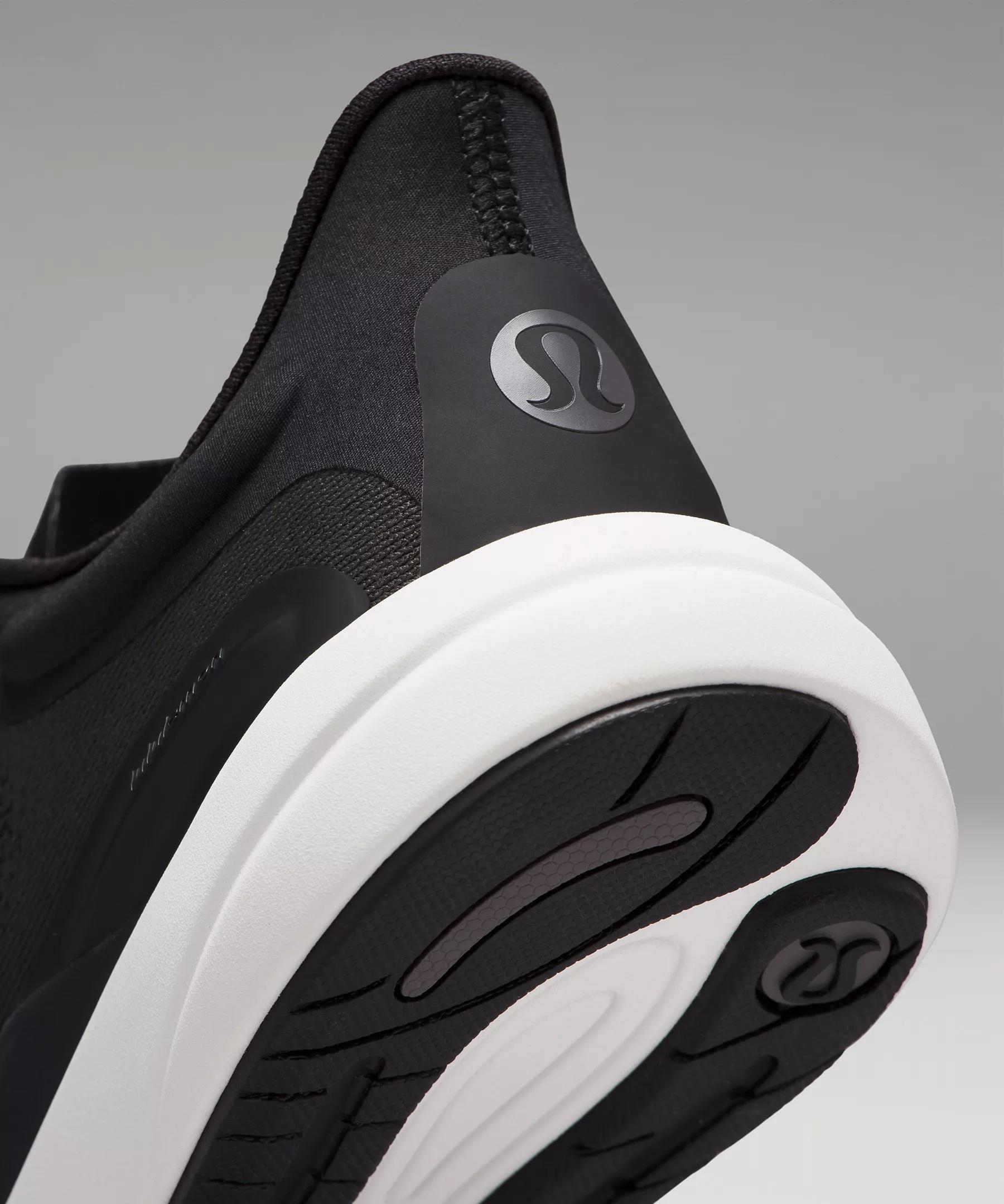 Women's Chargefeel 2 Low Workout Shoe Product Image