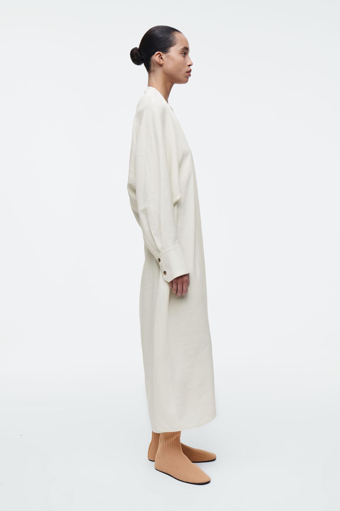 V-NECK LINEN SHIRT DRESS Product Image