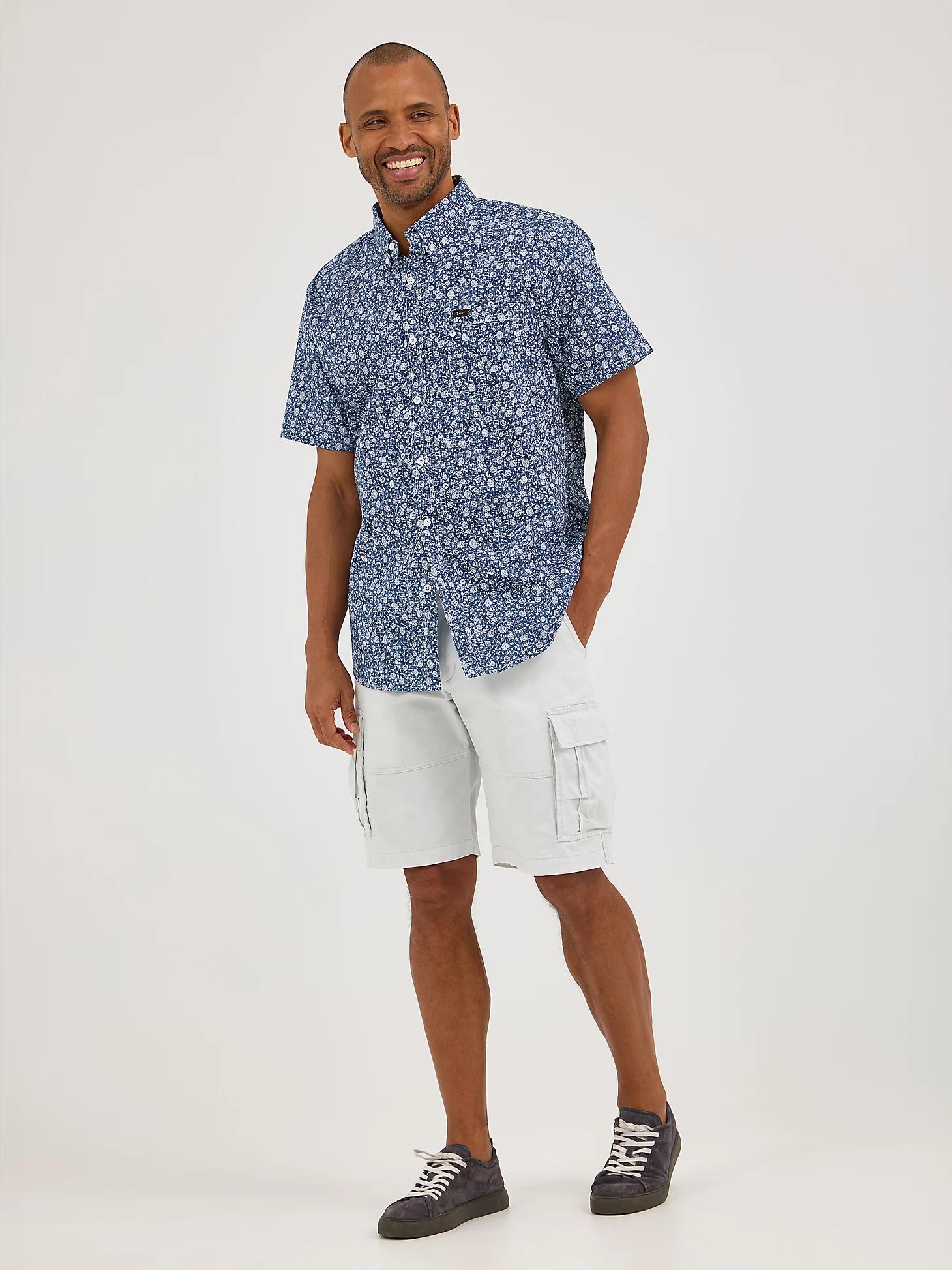 Men's Short Sleeve Textured Print Button Down Shirt | Men's Tops & Tees | Lee® Product Image