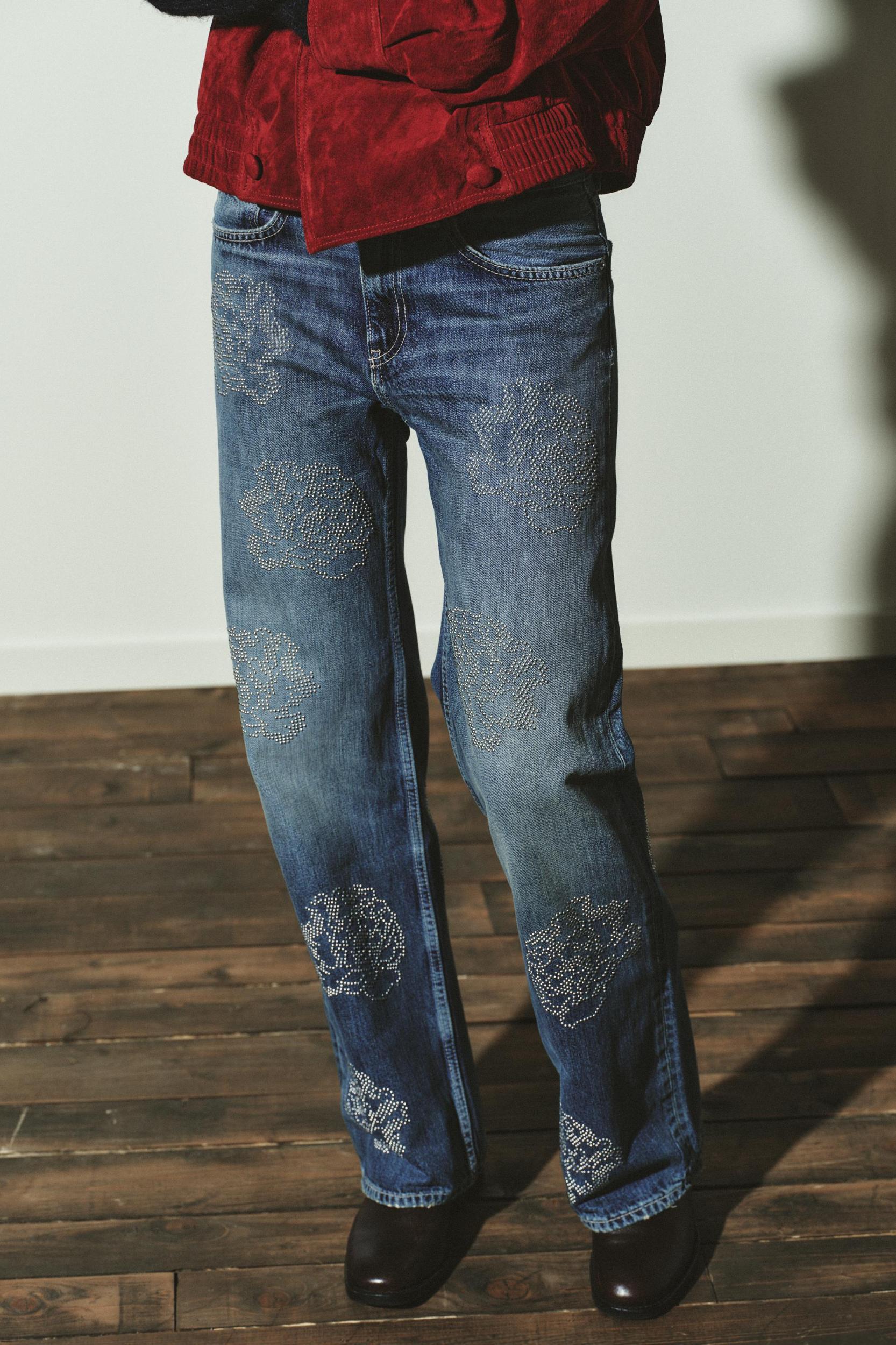 HIGH-WAIST BARREL TRF FLORAL JEANS Product Image