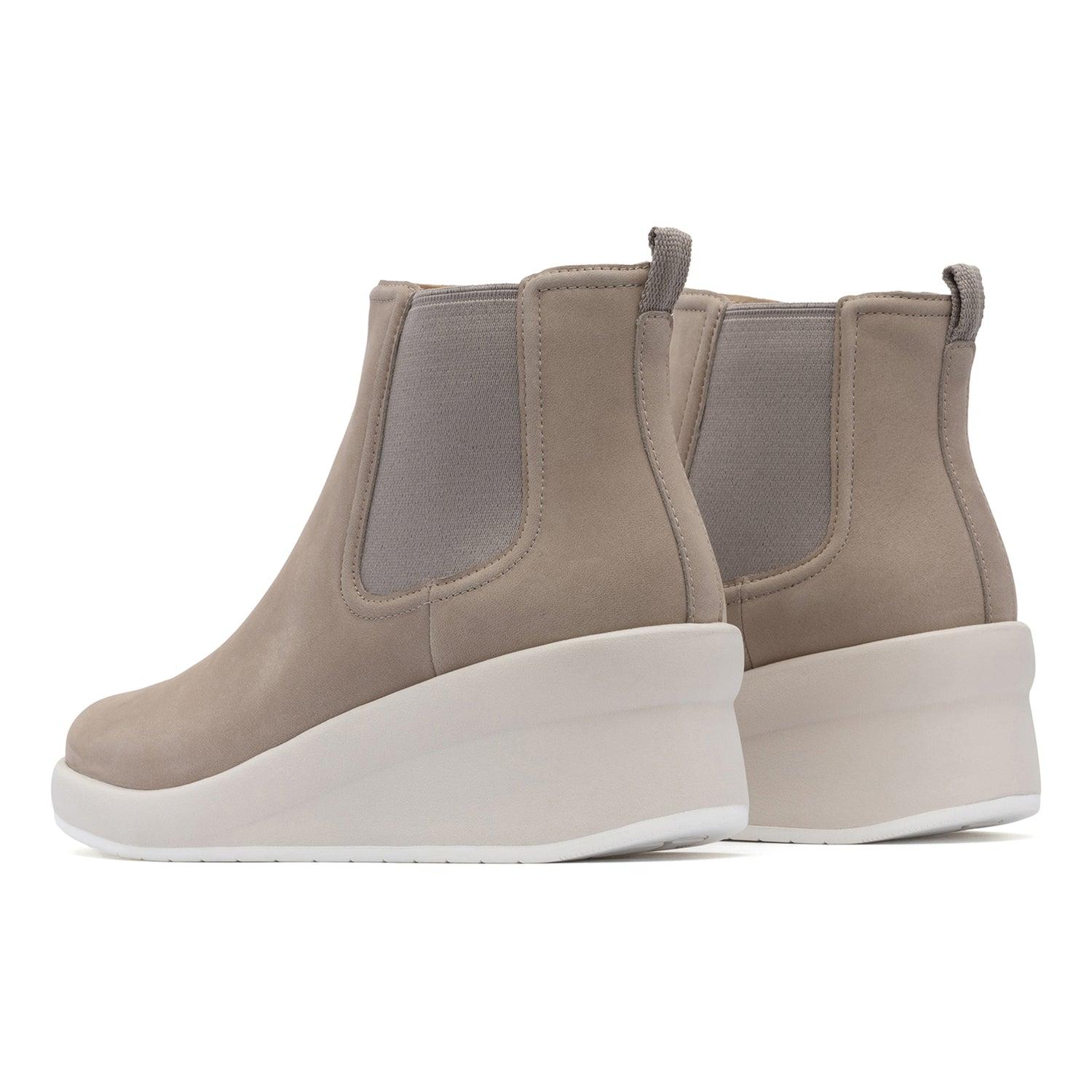 Passage Chelsea Metatarsal Female Product Image