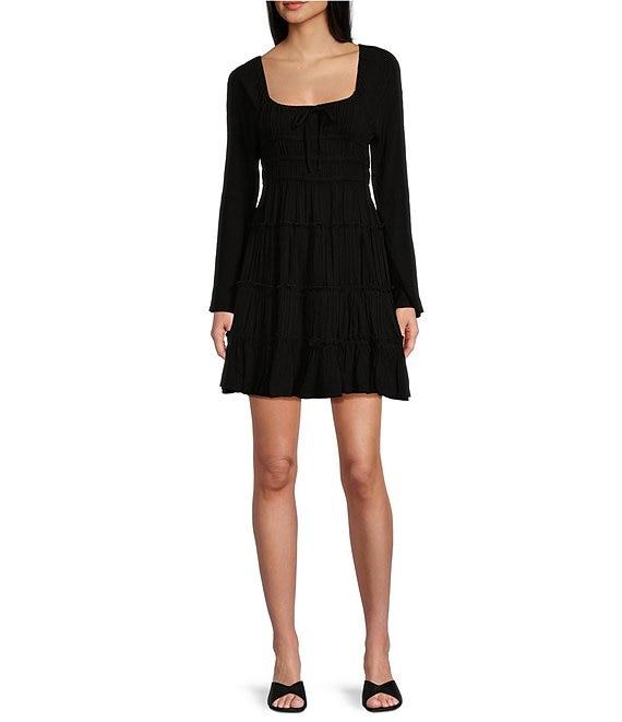 C&V Chelsea & Violet Flare Sleeve Dress Product Image