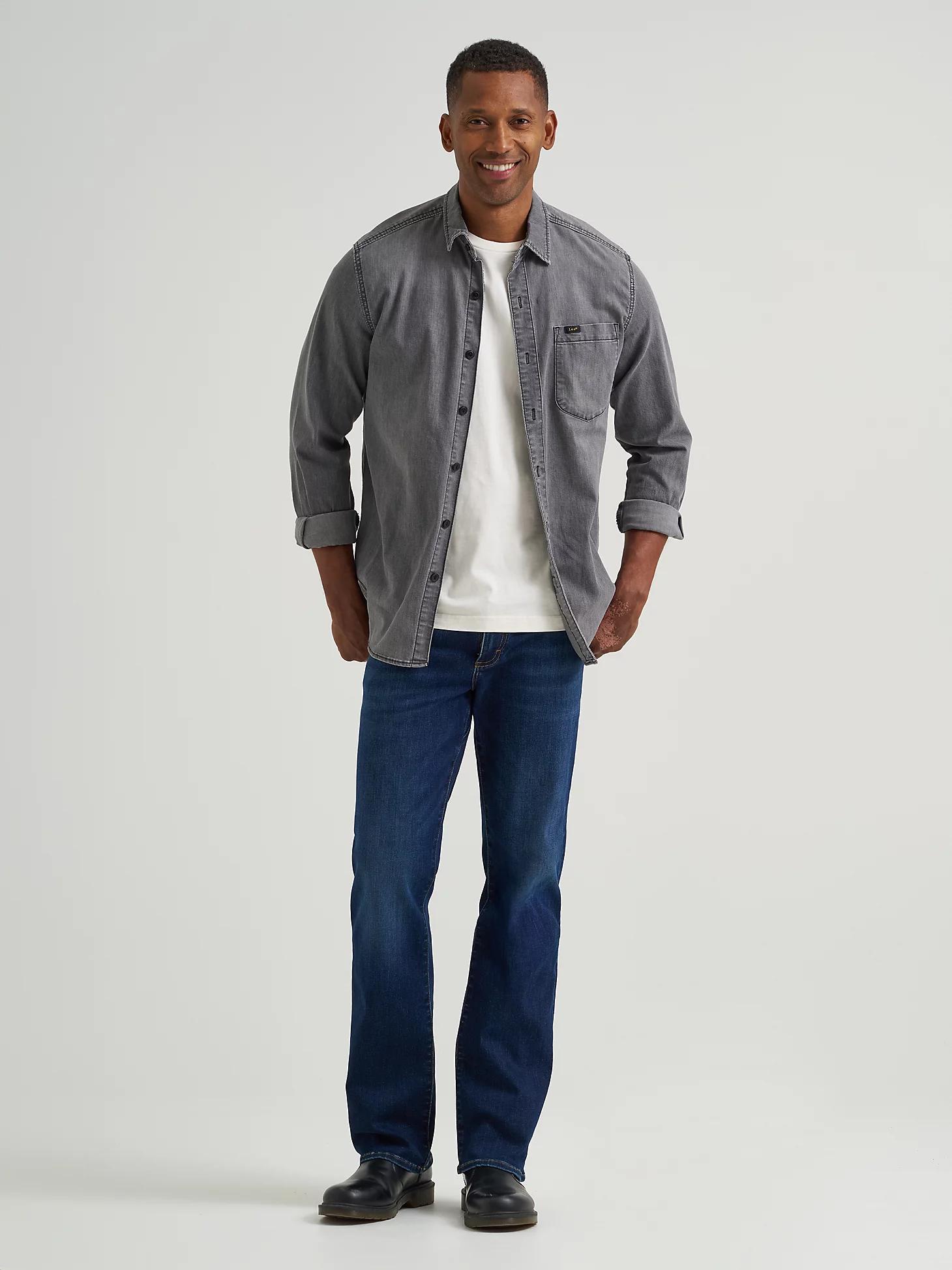 Men's Extreme Motion Bootcut Jean | Men's MEN | Lee® Product Image