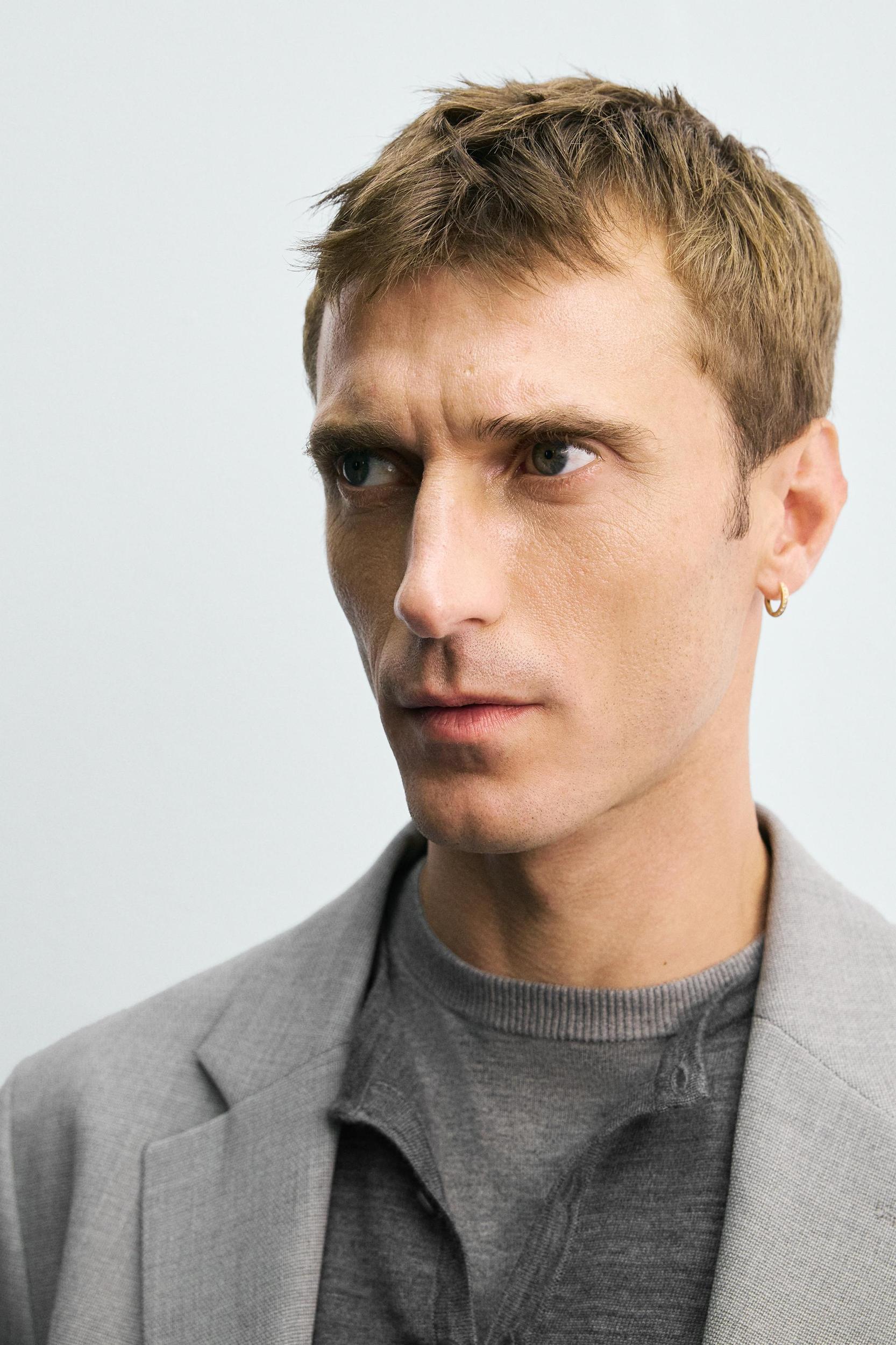 TEXTURED SUIT BLAZER Product Image