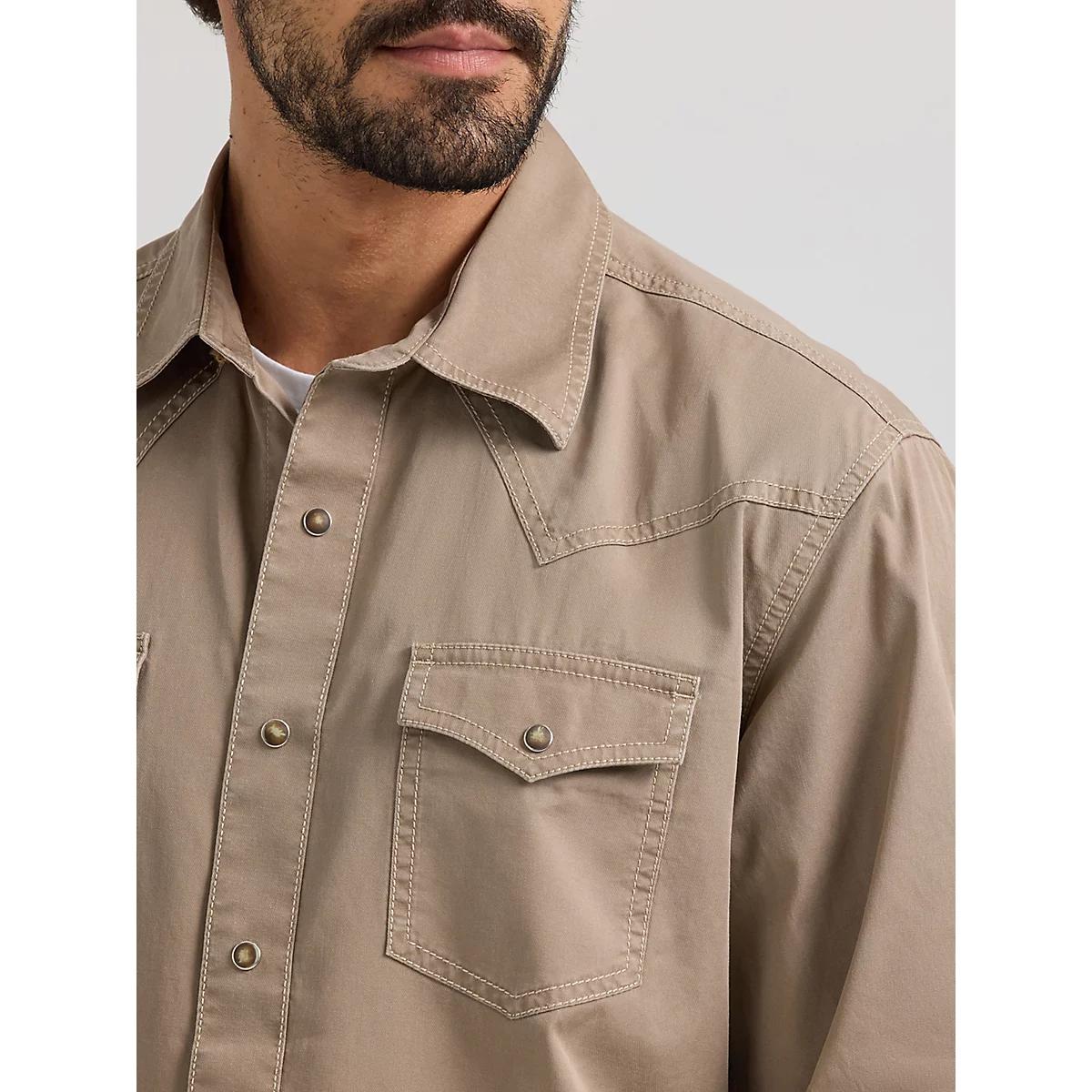 Men's Wrangler Retro Premium Western Snap Solid Shirt in Ice Product Image