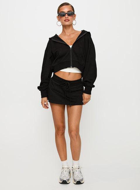 Down Low Fleece Skort Black Product Image