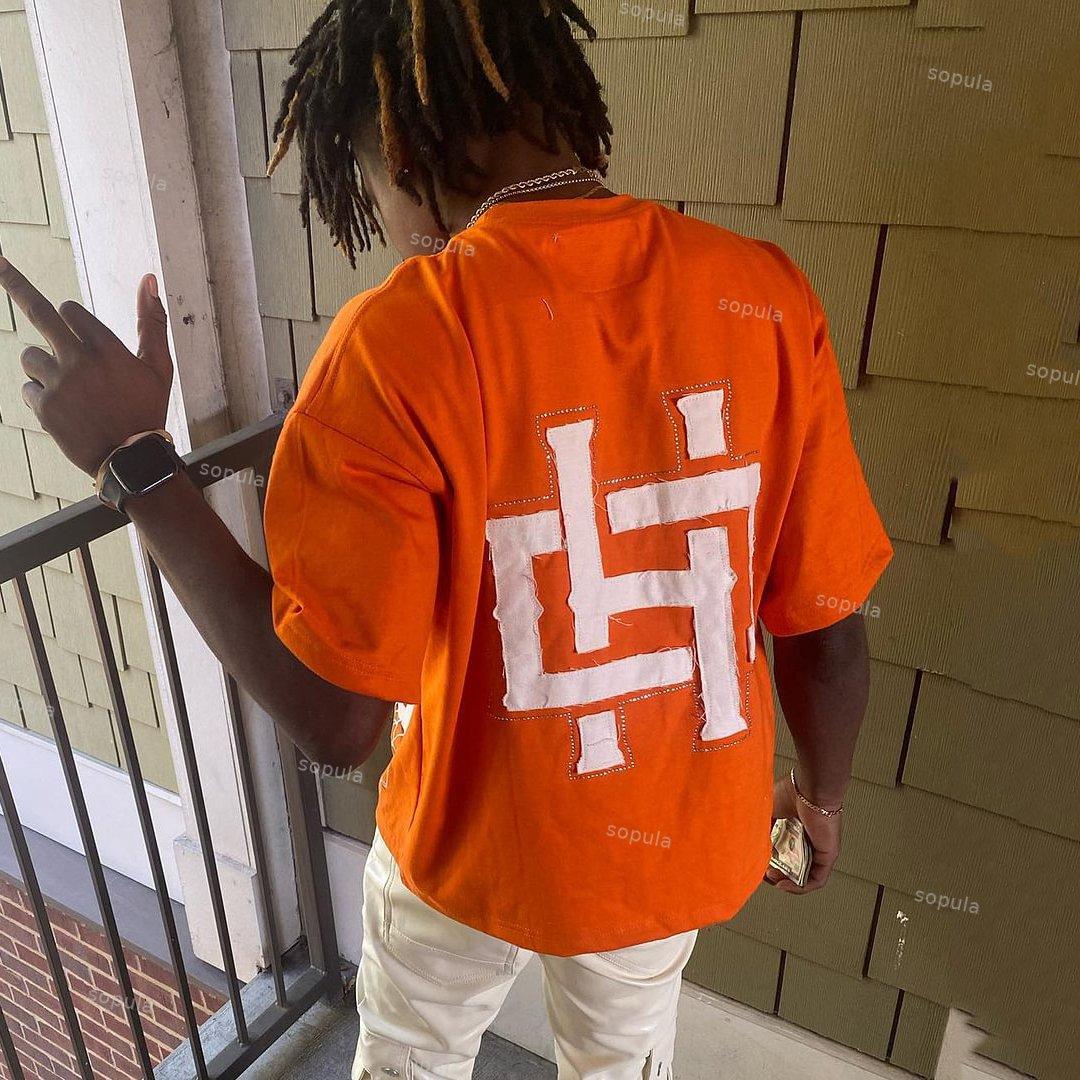 Vintage Dlxe Bat Graphic Casual Street T-Shirt Product Image