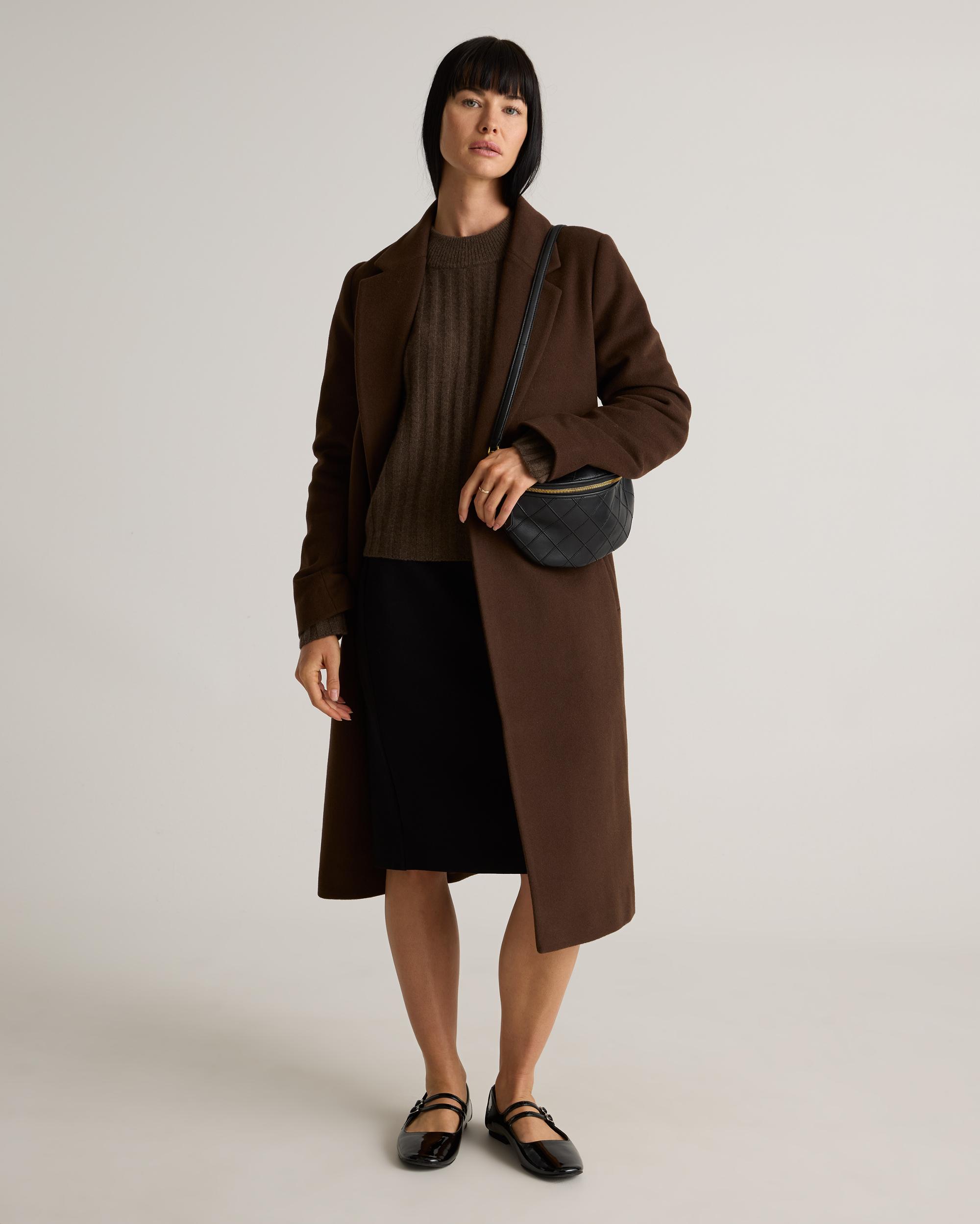 Quince | Women's Italian Leather Diamond Stitch Sling Product Image