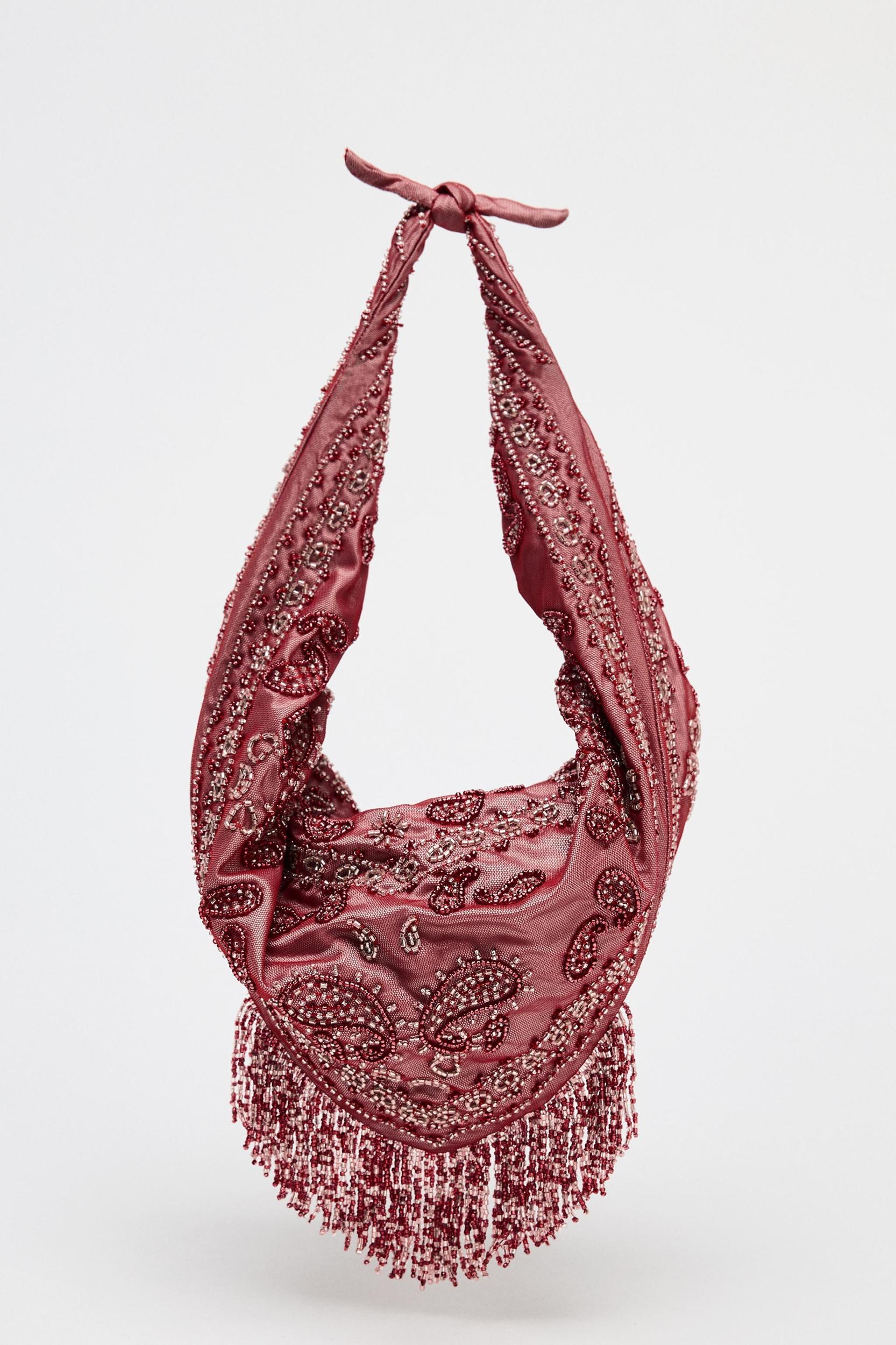 BEADED WOVEN BAG Product Image