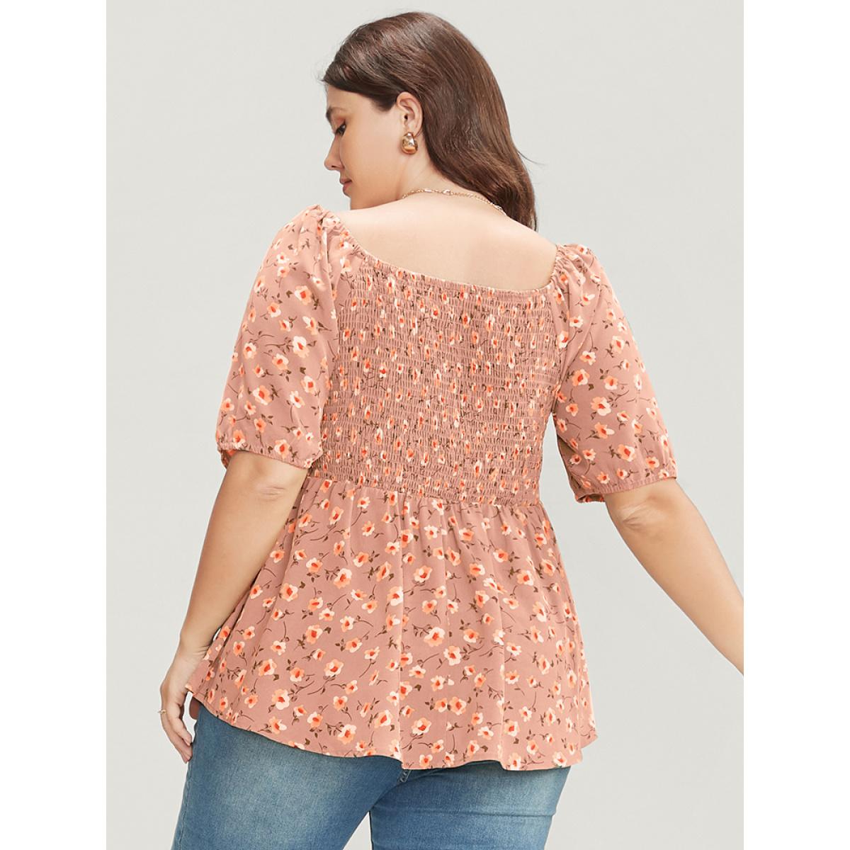 Plus Size DustyPink Ditsy Floral Square Neck Lantern Sleeve Shirred Blouse Women Elegant Short sleeve Square Neck Dailywear Blouses BloomChic 18-20/2X Product Image