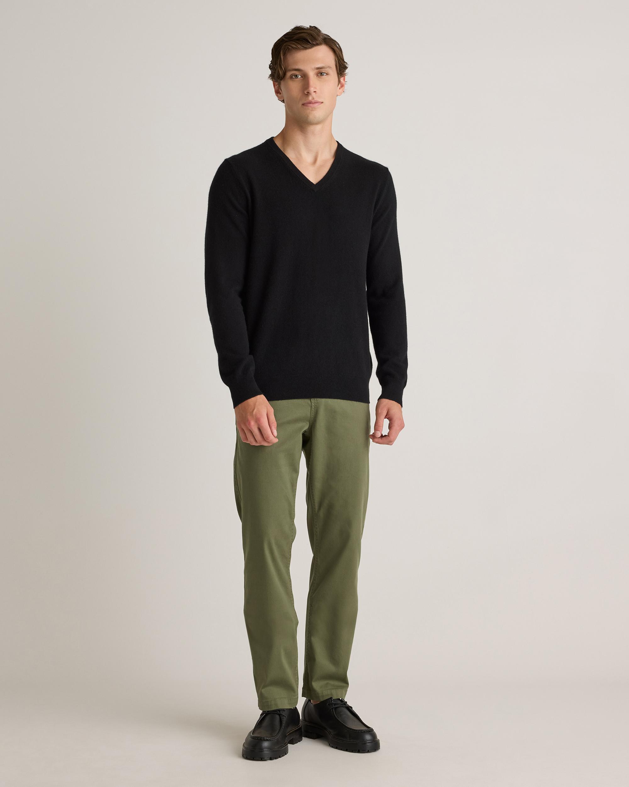 Quince | Men's Mongolian Cashmere V-Neck Sweater Product Image