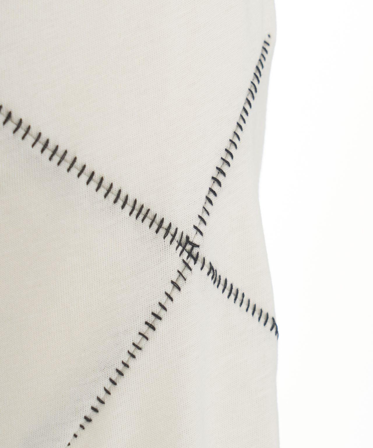 T-shirt with seam details Product Image