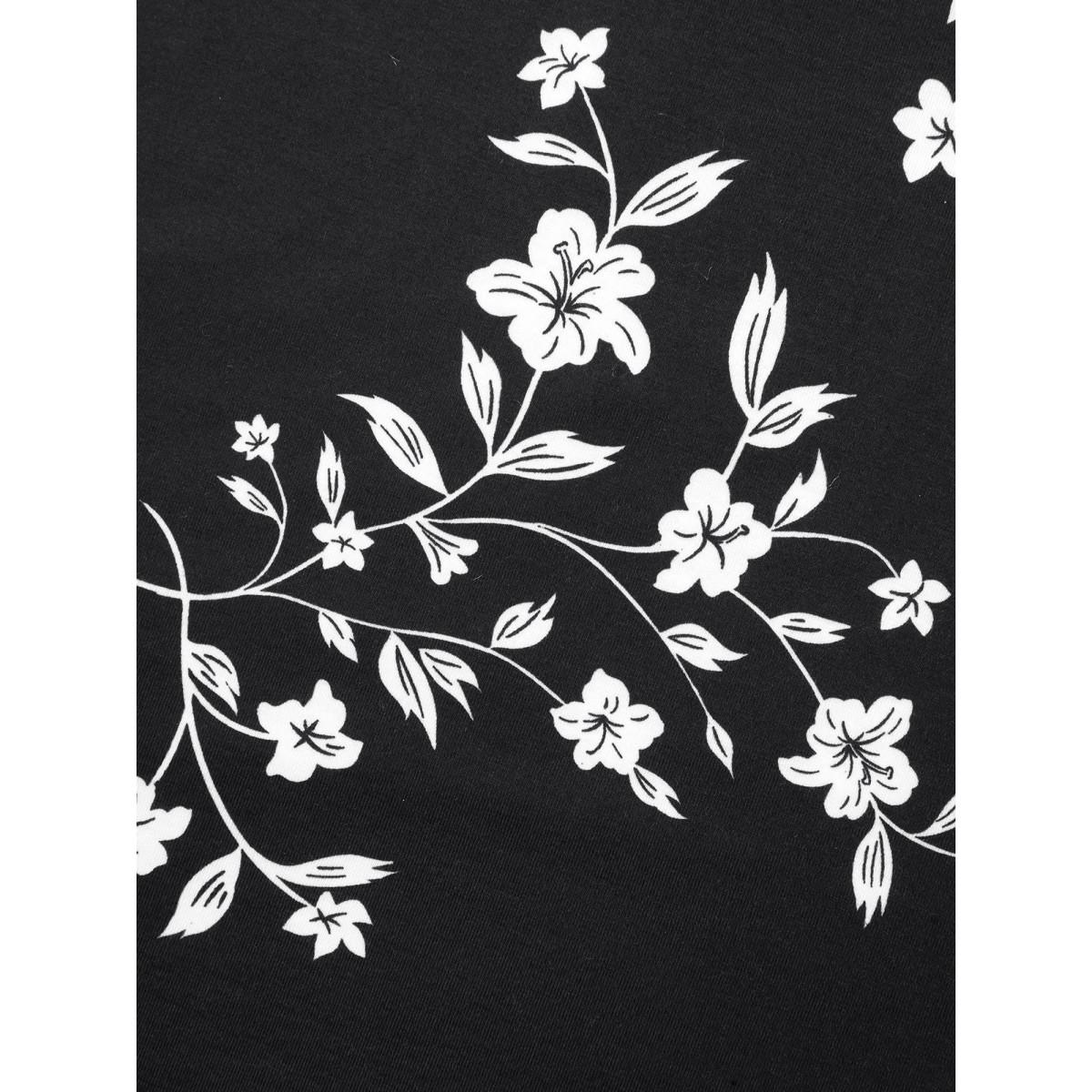 Plus Size Floral Print Button Placket Pleated T-Shirt Black Women Casual Gathered Natural Flowers Round Neck Everyday T-shirts BloomChic 26/4X Product Image