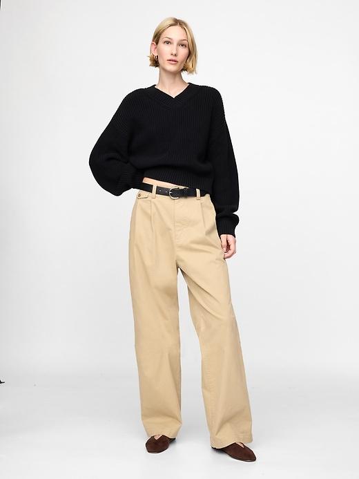 100% Cotton Shaker-Stitch V-Neck Sweater Product Image