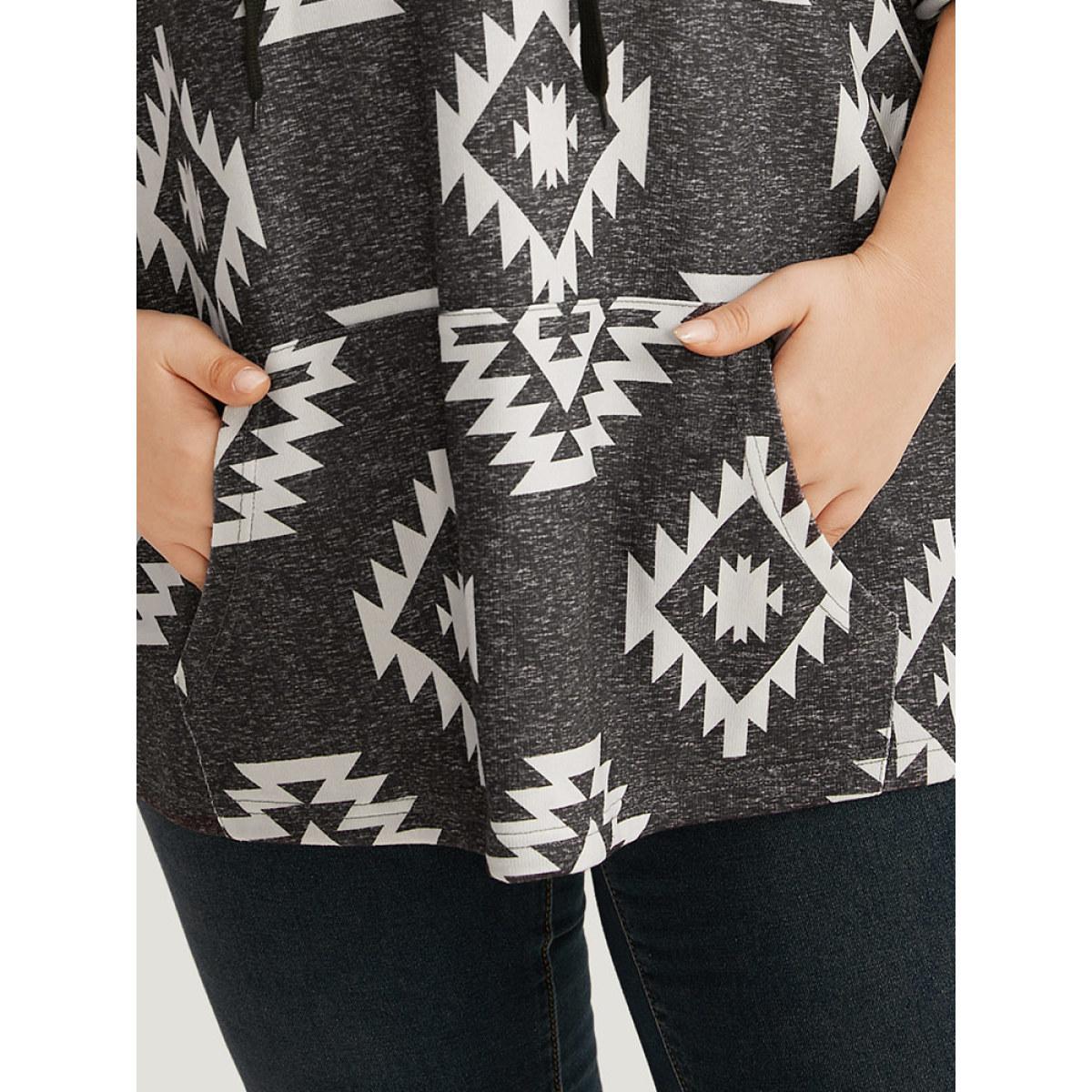 Plus Size Moroccan Print Hooded Pocket Sweatshirt Women Gray Casual Printed Hooded Dailywear Sweatshirts BloomChic 22-24/3X Product Image