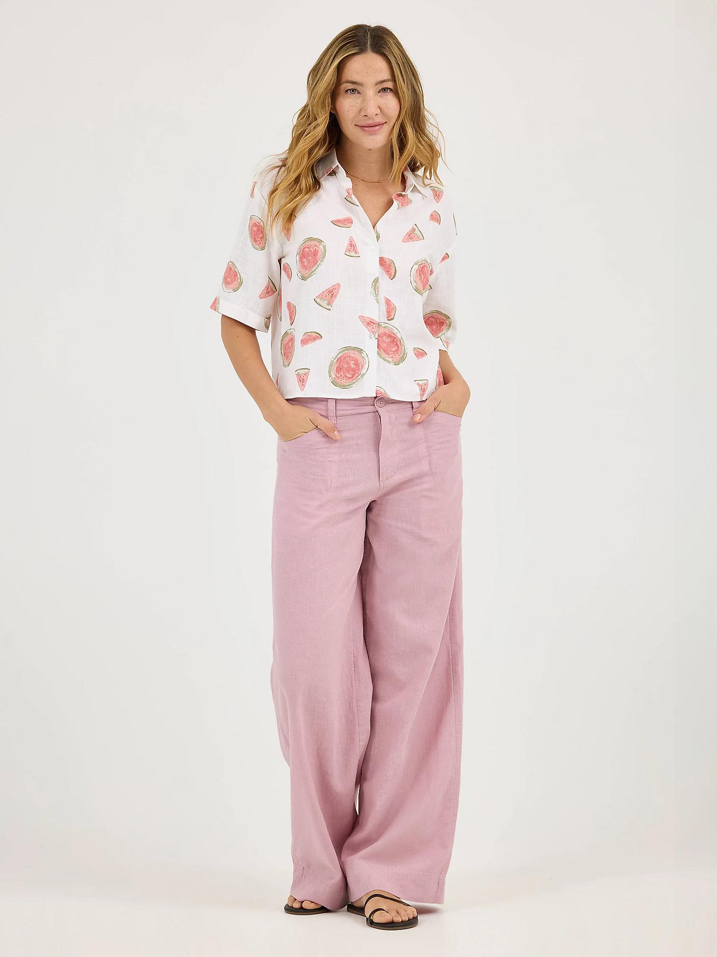 Women's Crop Fit Camp Shirt | Women's Tops & Tees | Lee® Product Image