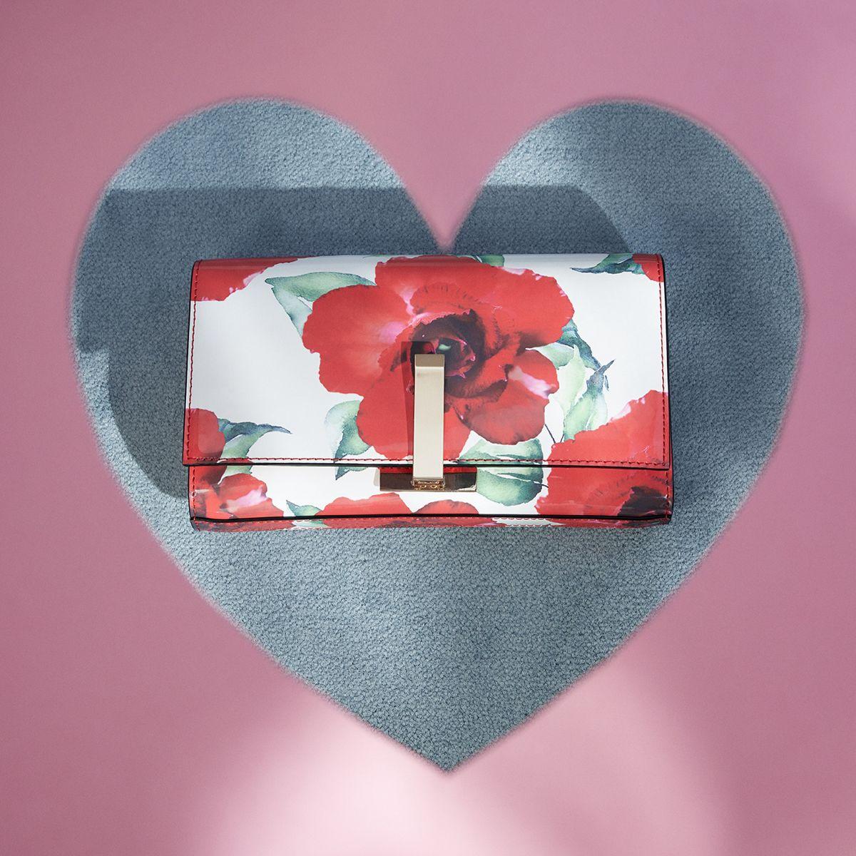 Adoringx Floral Women's Clutches & Evening bags | ALDO US Product Image