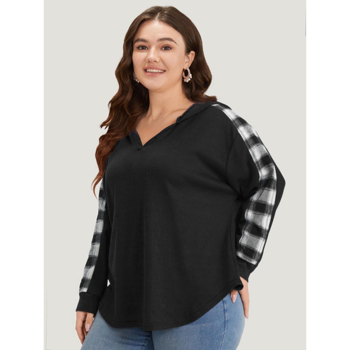 Plus Size Plaid Patchwork Hooded Plisse Sweatshirt Women Black Casual Elastic cuffs Hooded Everyday Sweatshirts BloomChic 12/L Product Image
