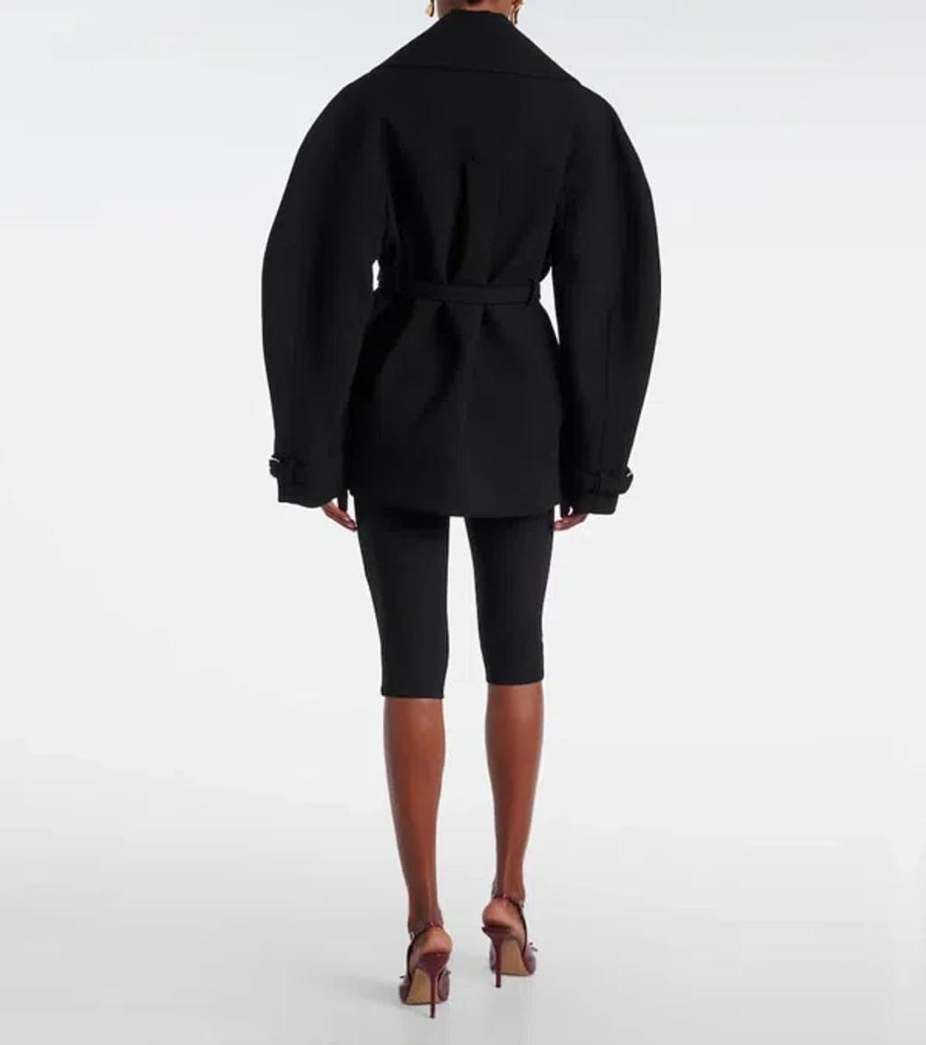 JACQUEMUS Womens Black Ovalo Court Belted Stetch-woven Trench Coat Product Image