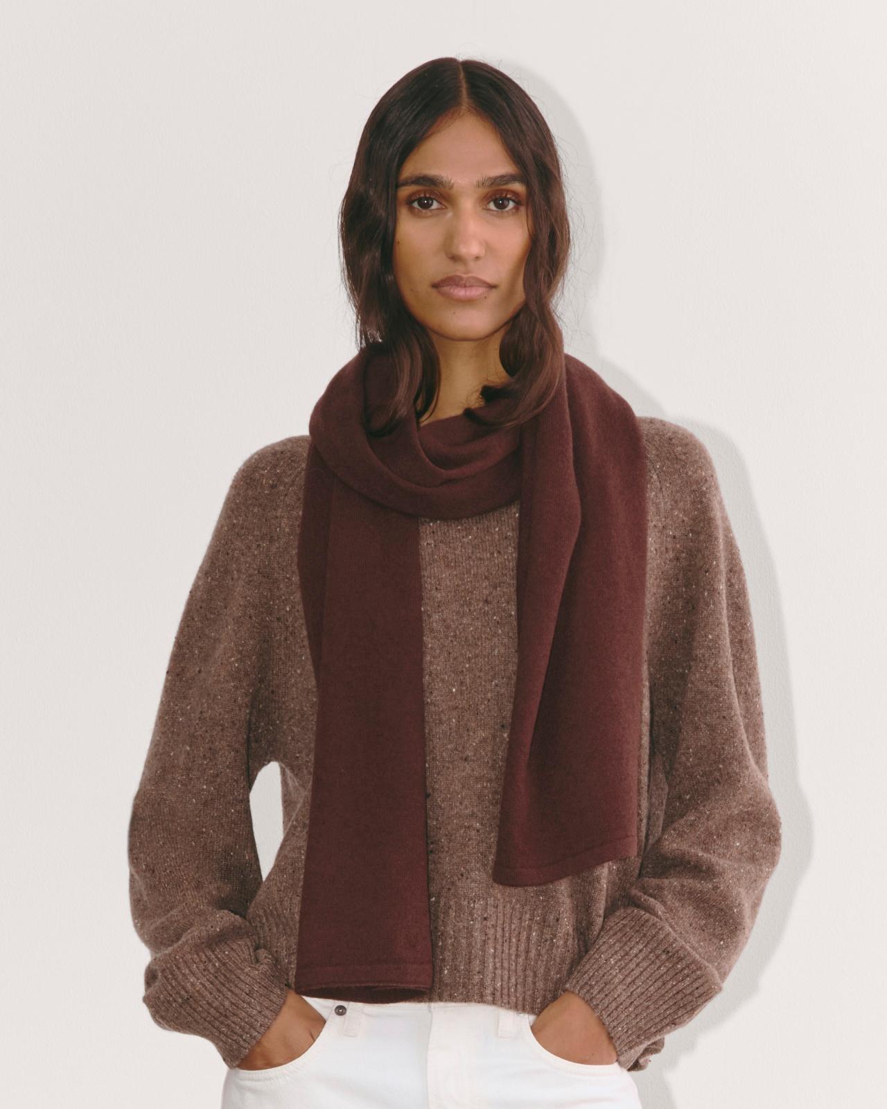 The Cashmere Scarf Product Image