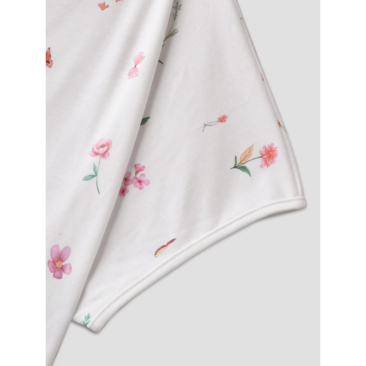 Plus Size Stretchy Floral Print Round Neck T-Shirt Originalwhite Women Leisure Non Natural Flowers Round Neck Loose Casual T-shirts BloomChic 26/4X Product Image