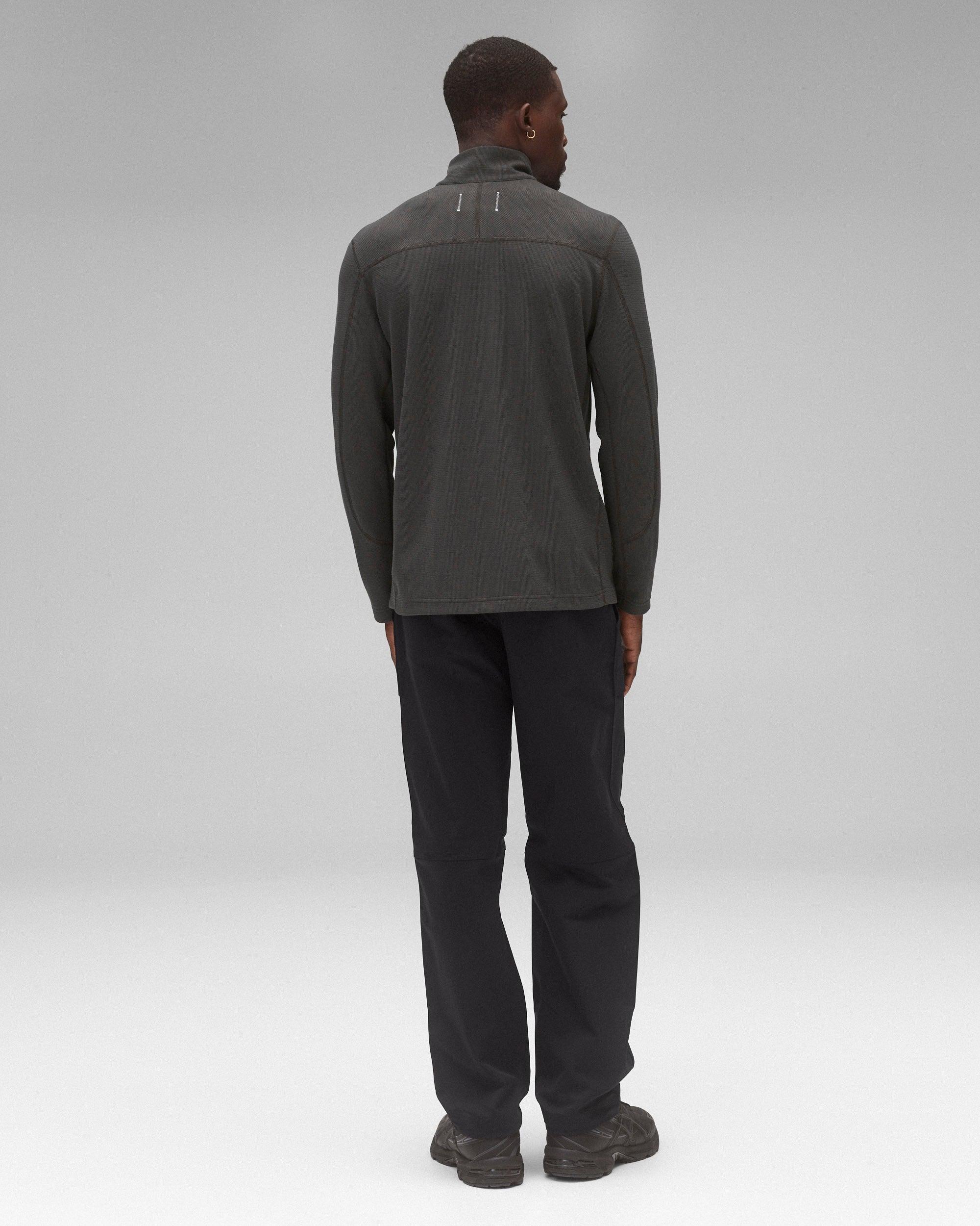 Polartec® Thermal Pro Base Slim Quarter Zip Male Product Image