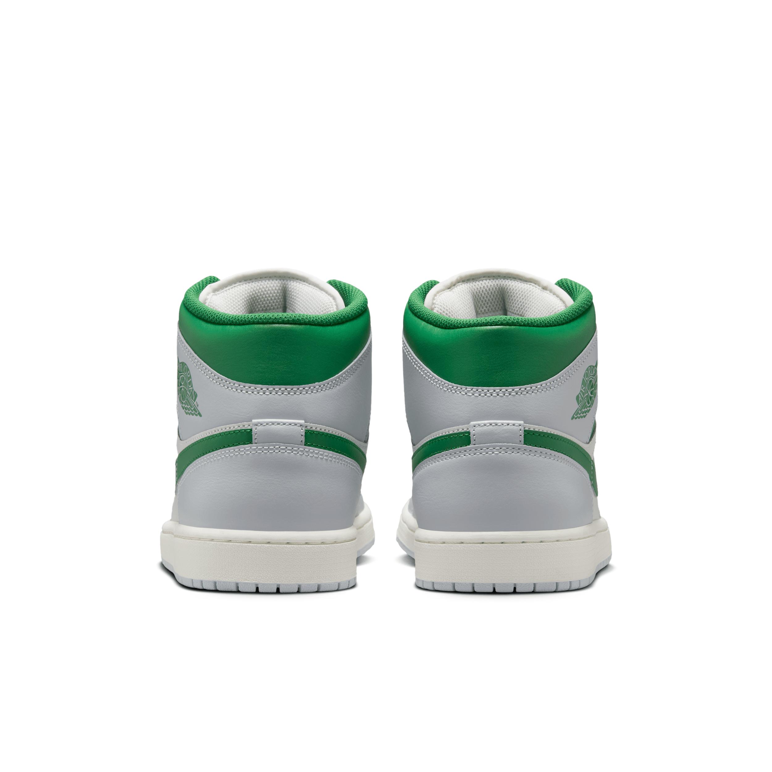 Mens Air Retro 1 Mid Casual Shoes Product Image