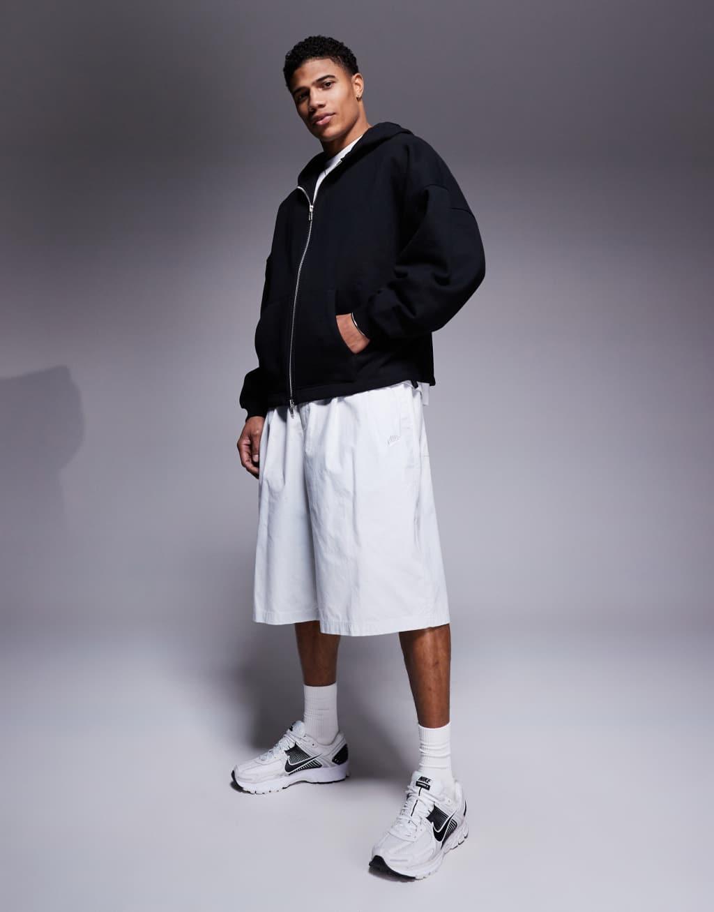 ASOS DESIGN premium heavyweight oversized zip up hoodie 400gsm with fixed hem in black Product Image