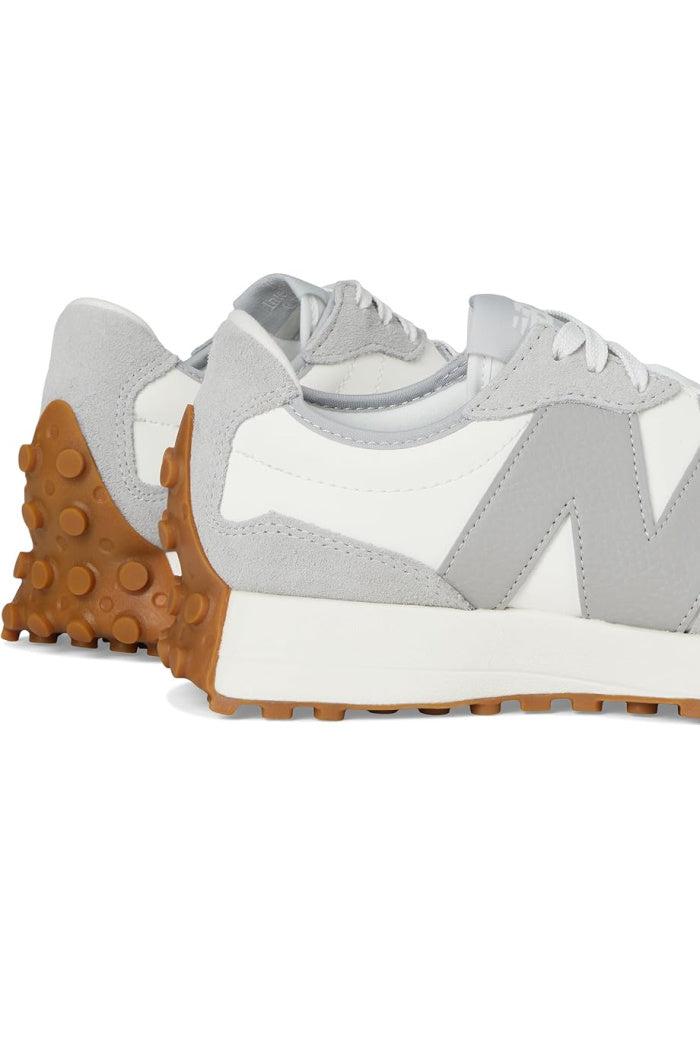 New Balance 327 Product Image