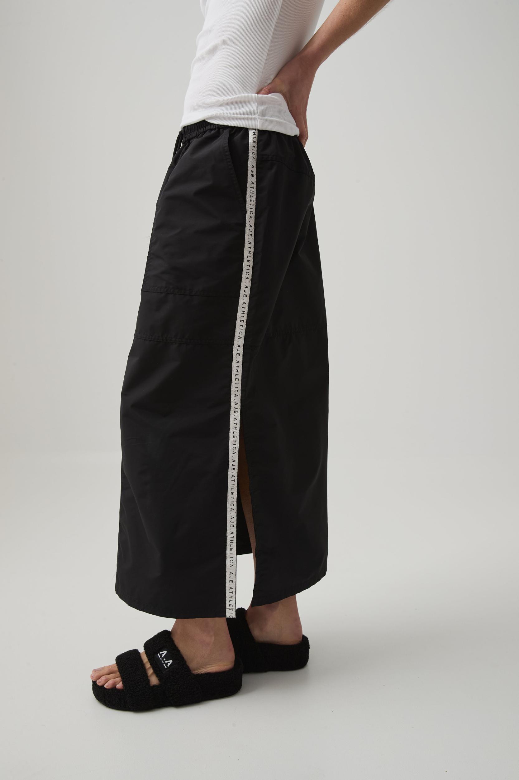 Logo Tape Spray Midi Skirt 647 Product Image