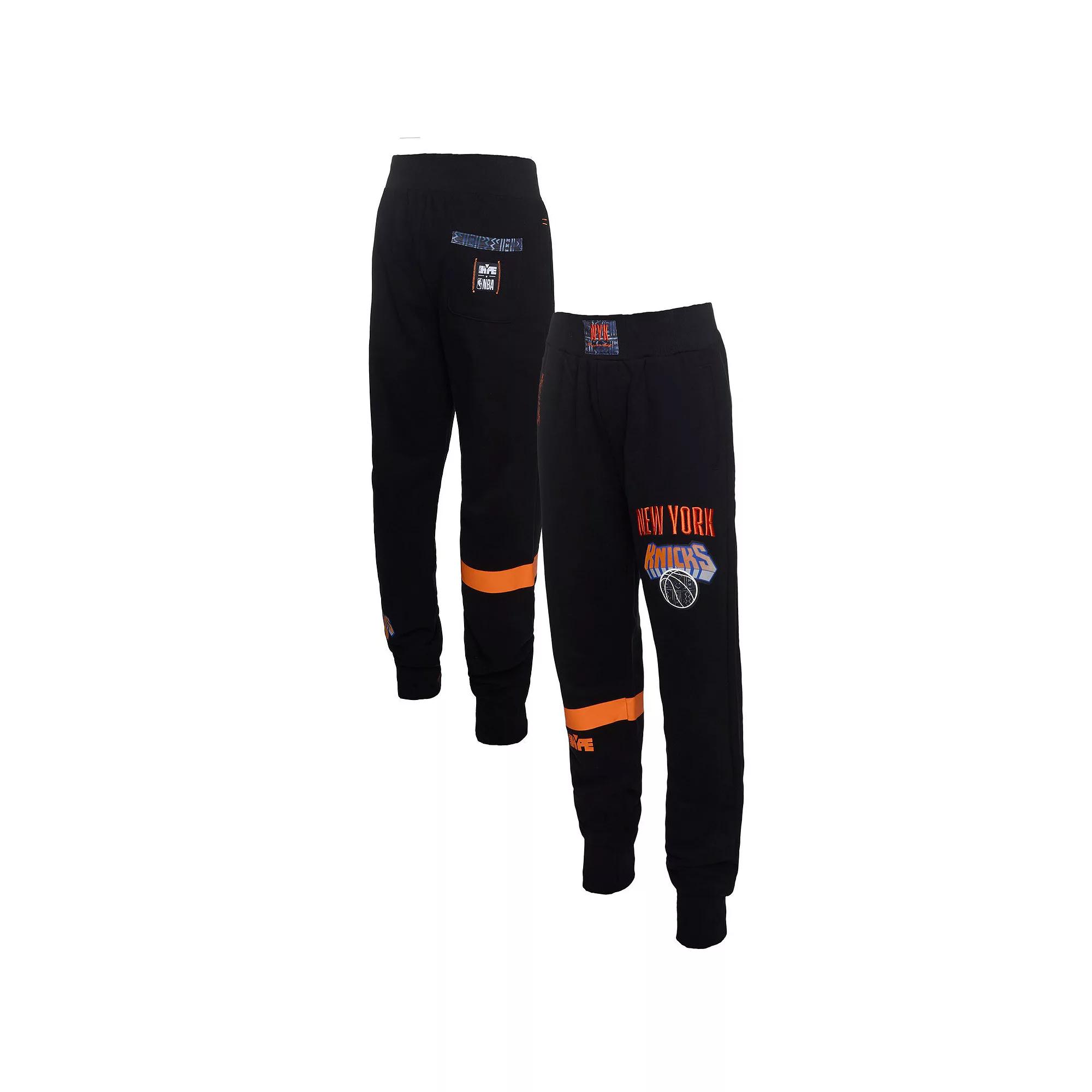 Men's NBA x Two Hype  Black New York Knicks Culture & Hoops Collection Premium Jogger Pants, Size: Large Product Image