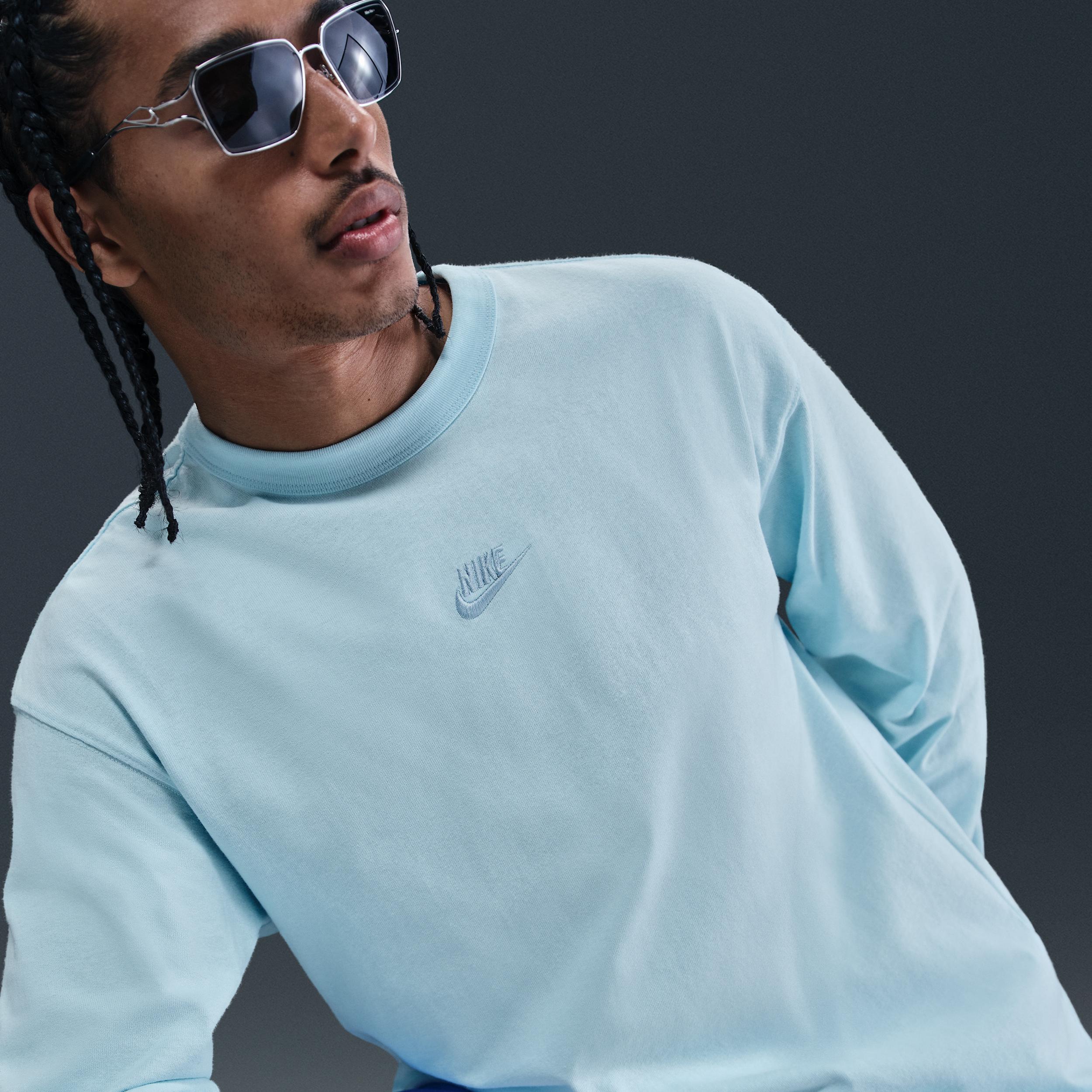 Men's Nike Sportswear Premium Essentials Long-Sleeve T-Shirt Product Image