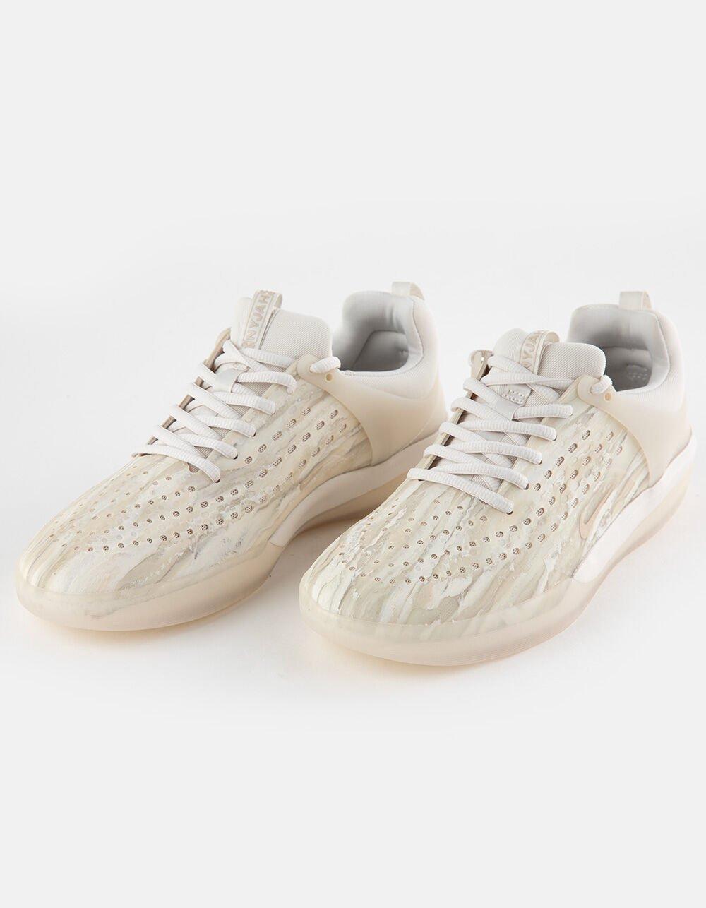 NIKE SB Zoom Nyjah 3 Premium Skate Shoes - LIGHT TAN Product Image