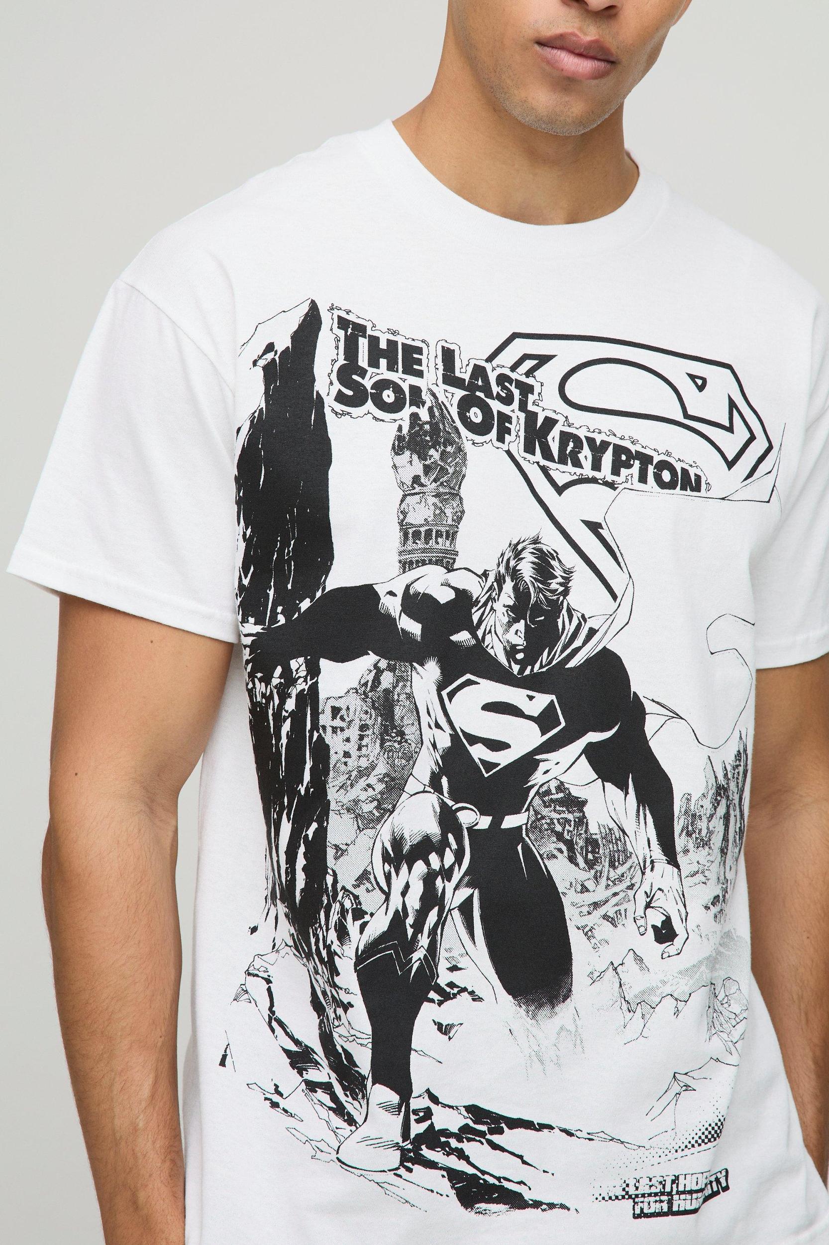 Oversized DC Comics Superman License Graphic T Shirt | boohooMAN USA Product Image