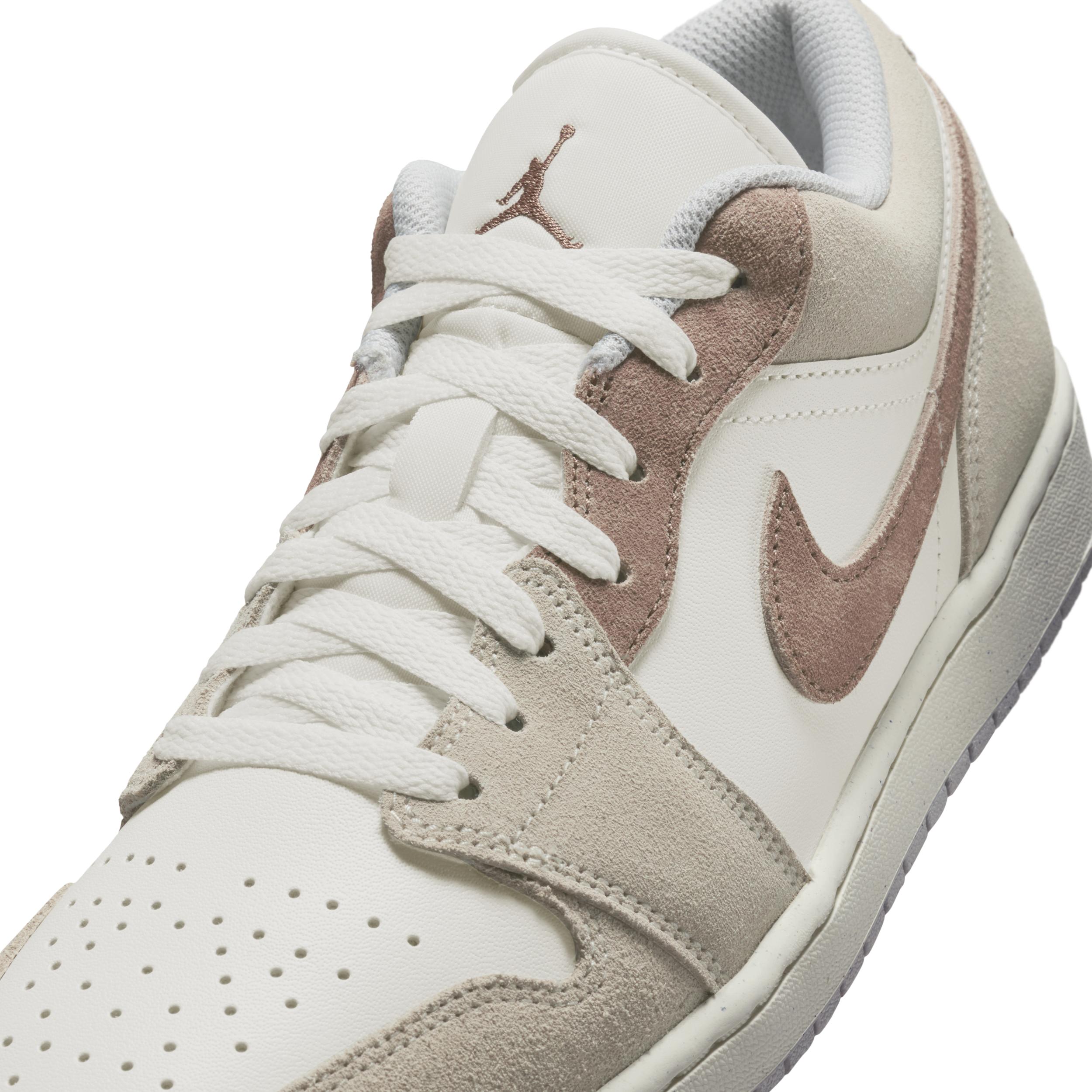 Men's Air Jordan 1 Low SE Shoes Product Image