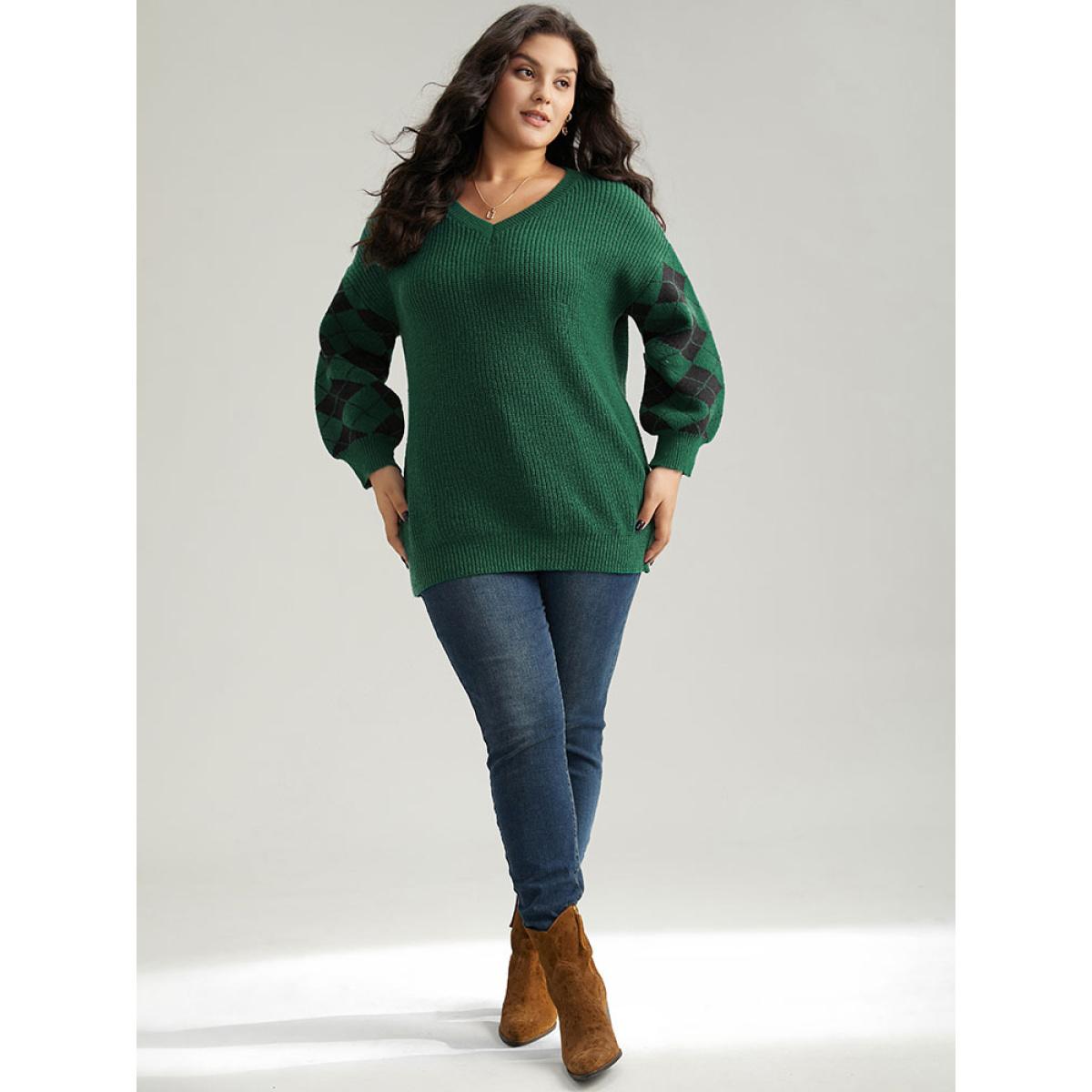 Plus Size Anti-Pilling Plaid Contrast V Neck Elastic Cuffs Pullover DarkGreen Women Casual Loose Long Sleeve V-neck Festival-Christmas Pullovers BloomChic 28/5X Product Image