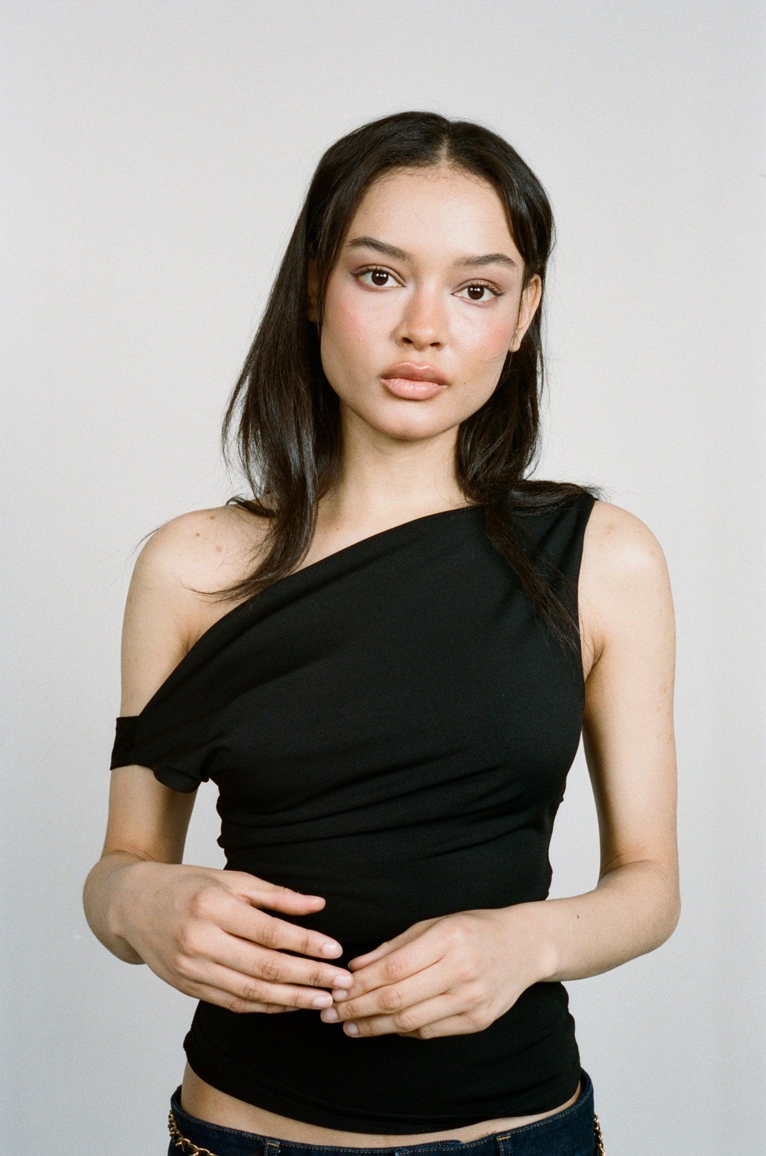 LANI TOP - BLACK Product Image