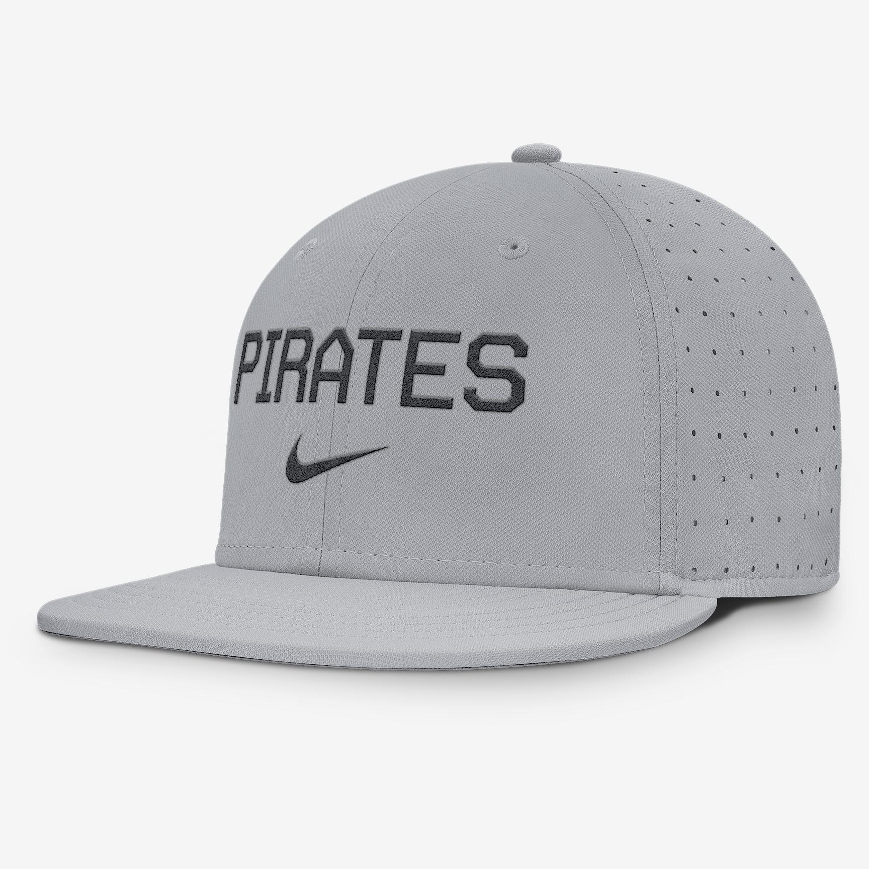 Pittsburgh Pirates True Men’s Nike AeroBill MLB Fitted Hat Product Image
